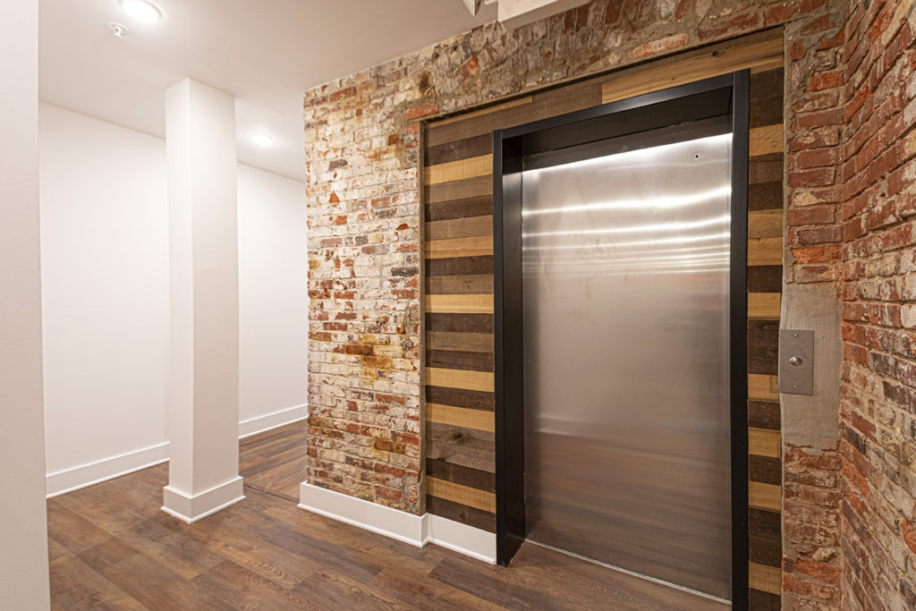 Property Photo For 1211 Bainbridge St, Unit 4A