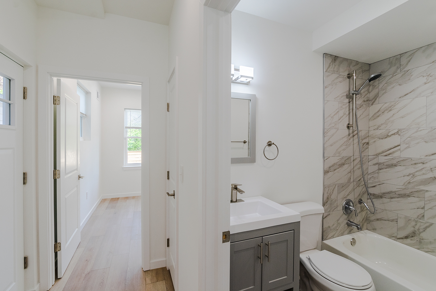 Property Photo For 1003 W Dakota St, Unit 1