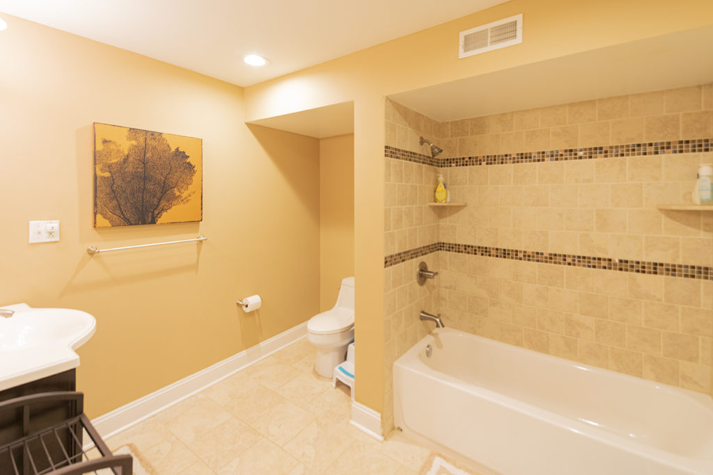 Property Photo For 2107 Carpenter St