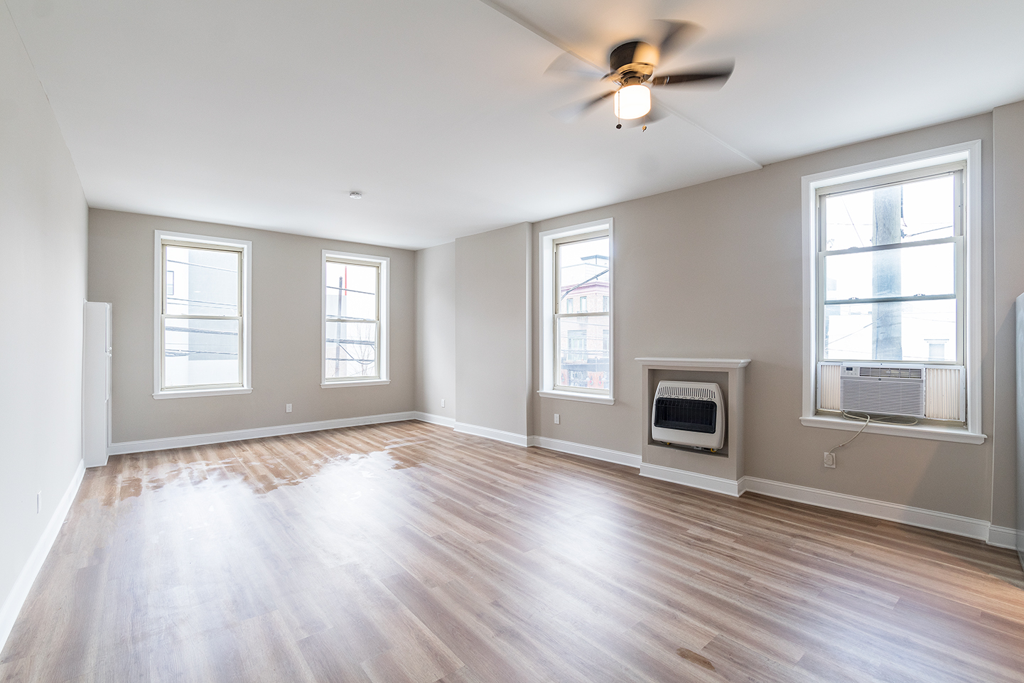 Property Photo For 937 N 2nd St, Unit 2F