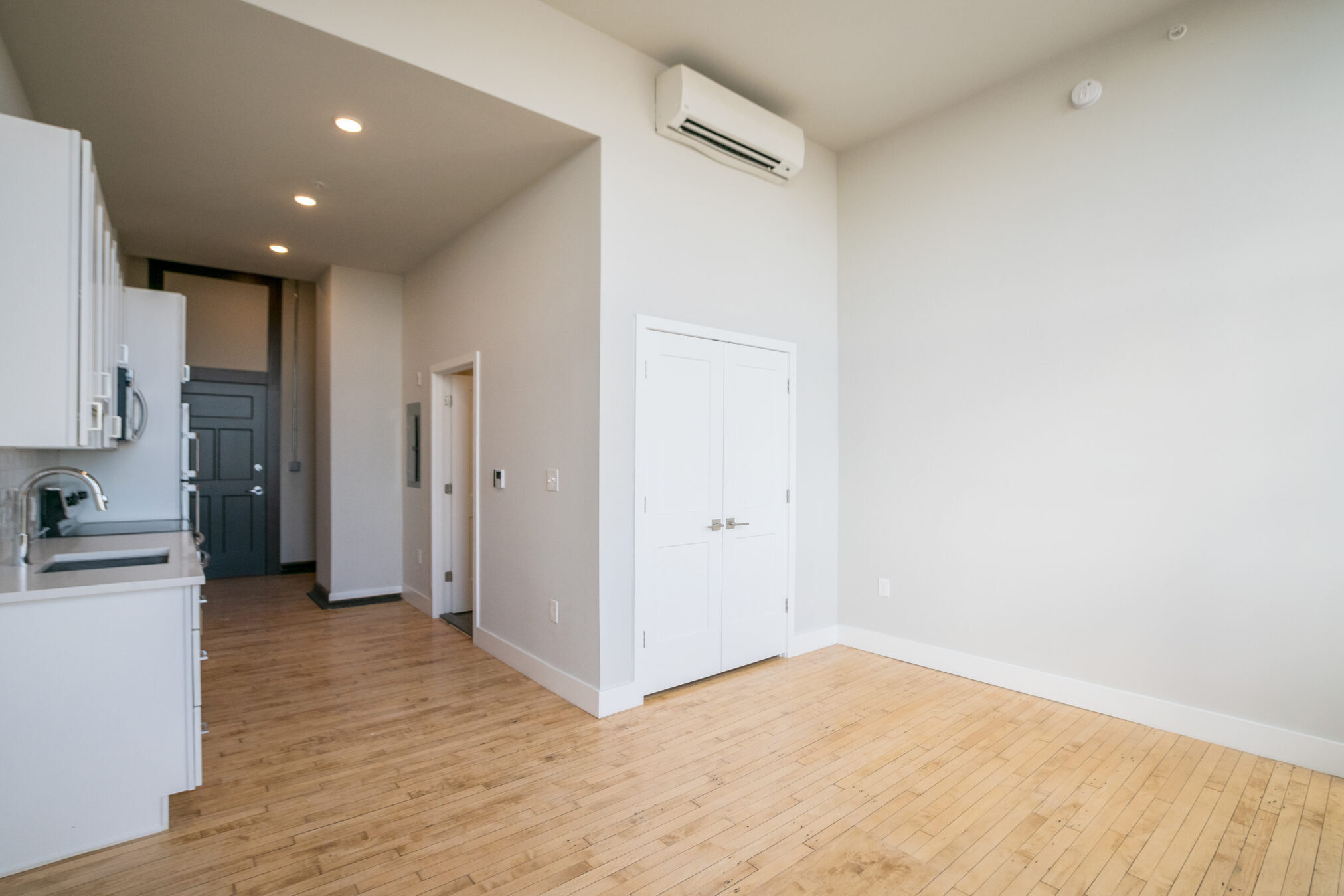 Property Photo For 1300 S. 19th St, Unit 307