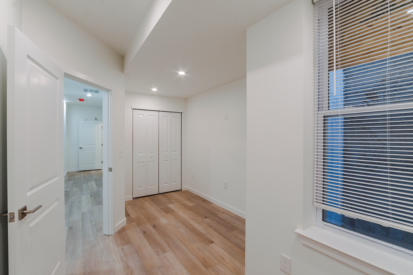 Property Photo For 1003 W Dakota St, Unit 1