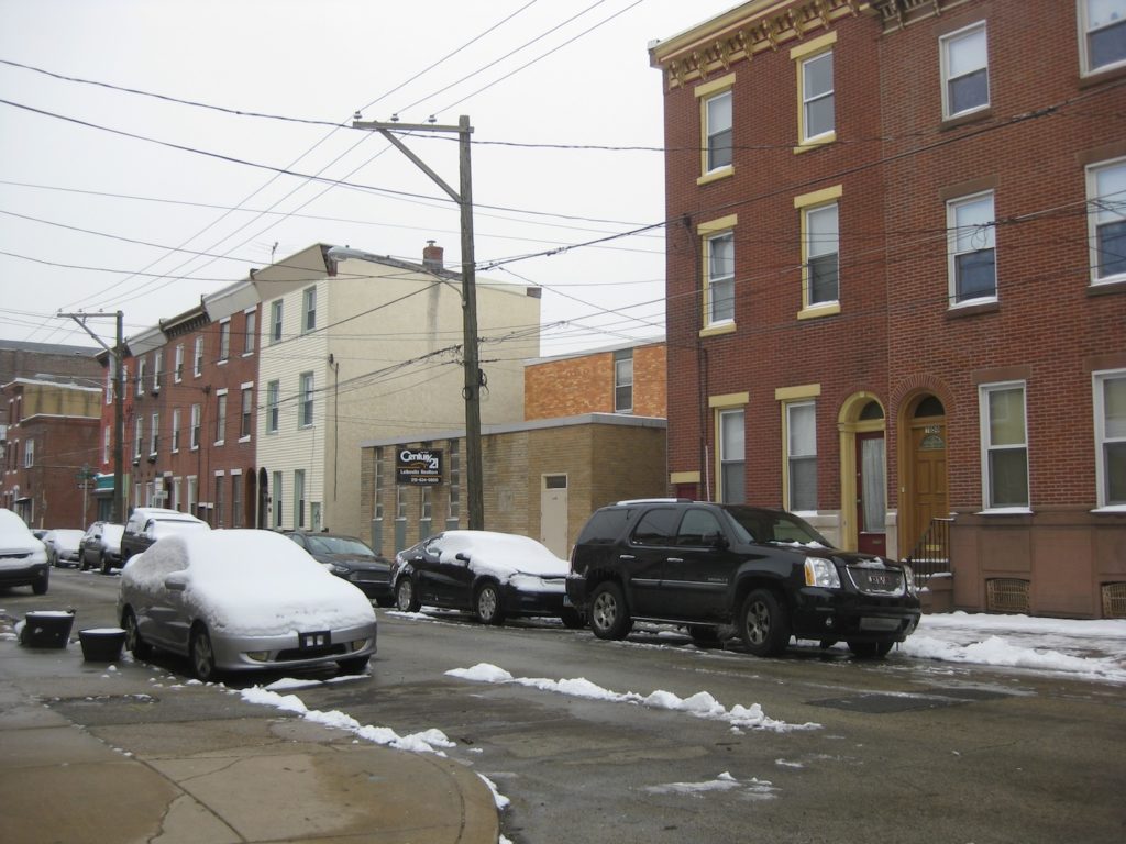 1648 e berks snow.JPG