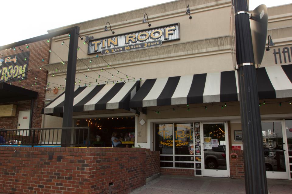 183684_406659702729577_860038339_n