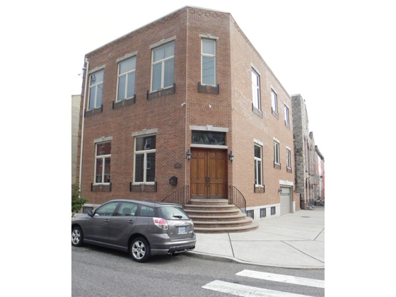 2036 Poplar, at Corinthian and Poplar2