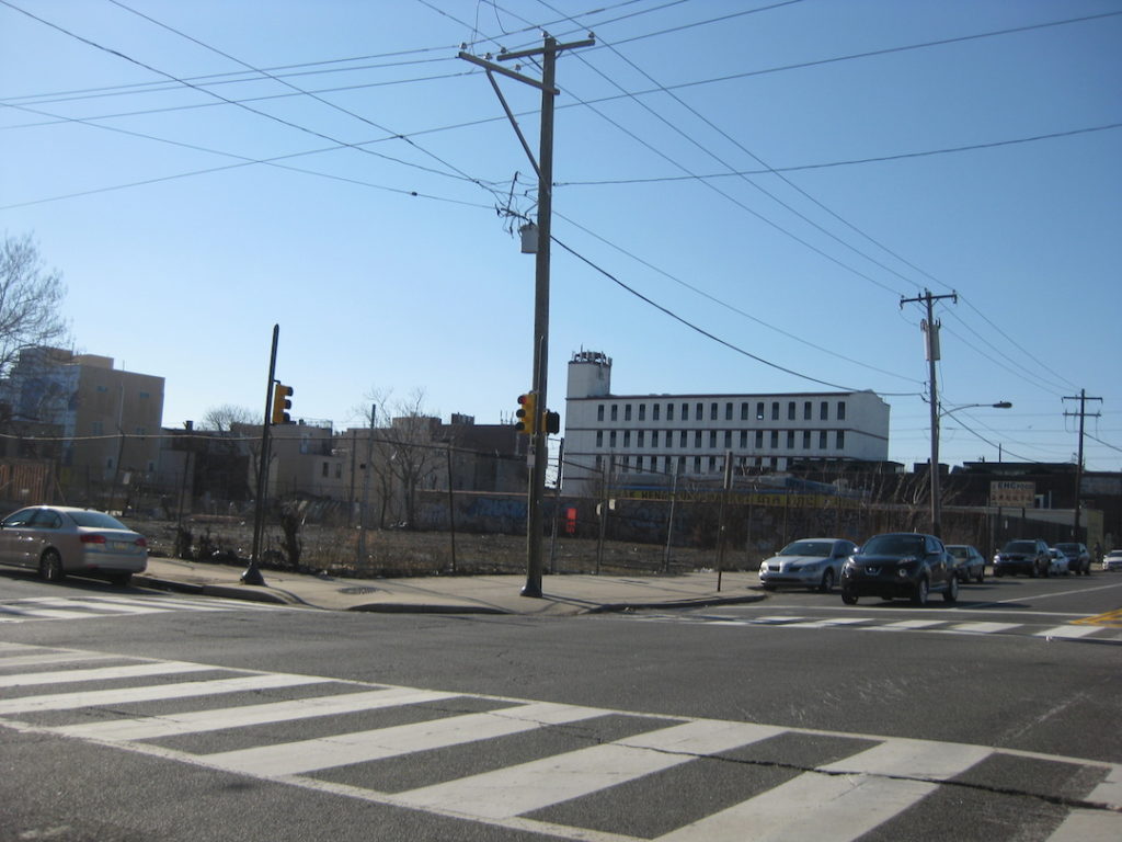 2300 washington 1.JPG