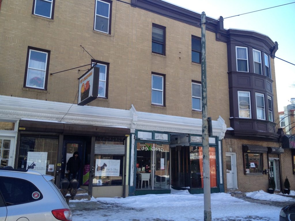 2708 right of dogs.jpg