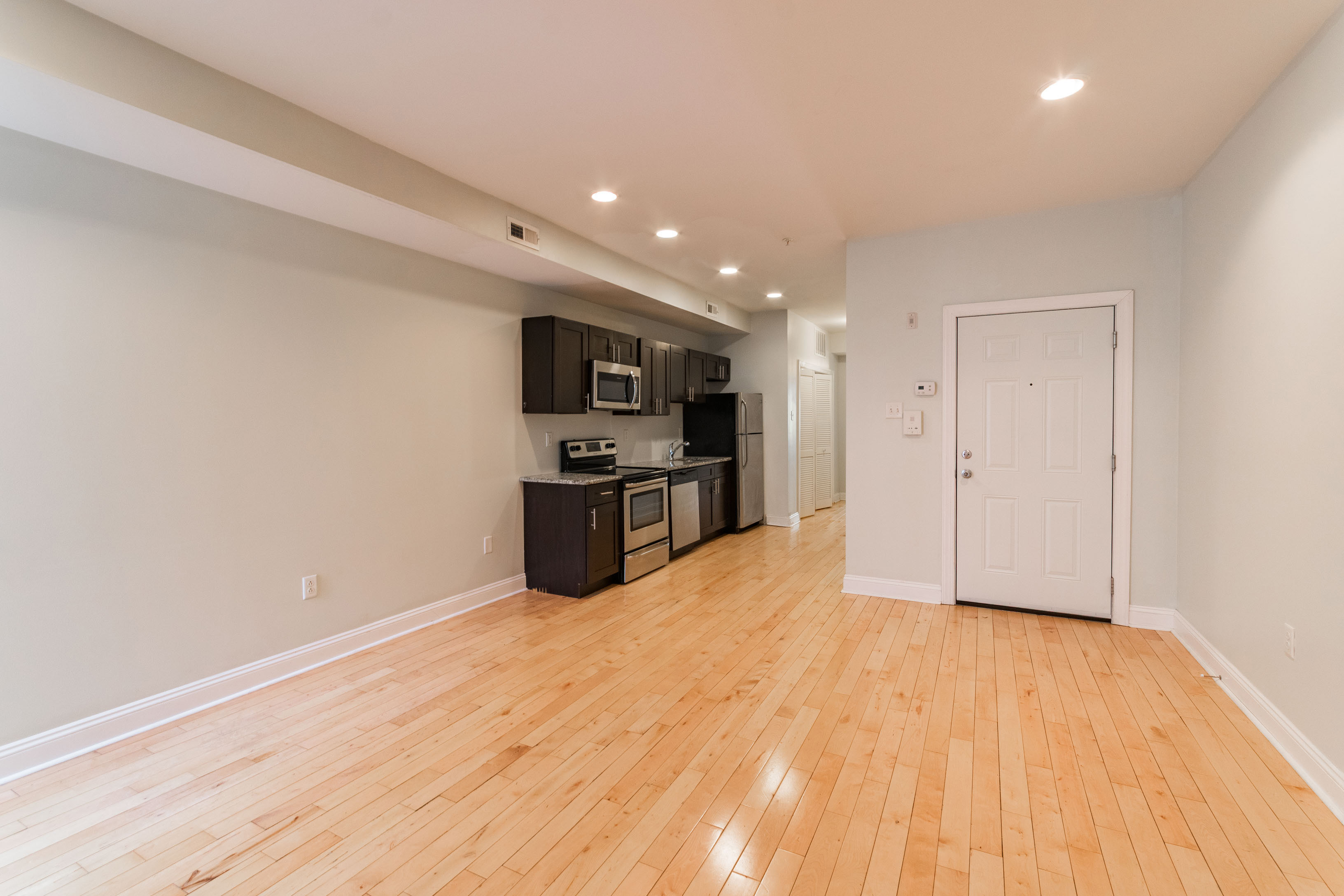 321 N Preston St_Unit 2 (Vacant)_-01