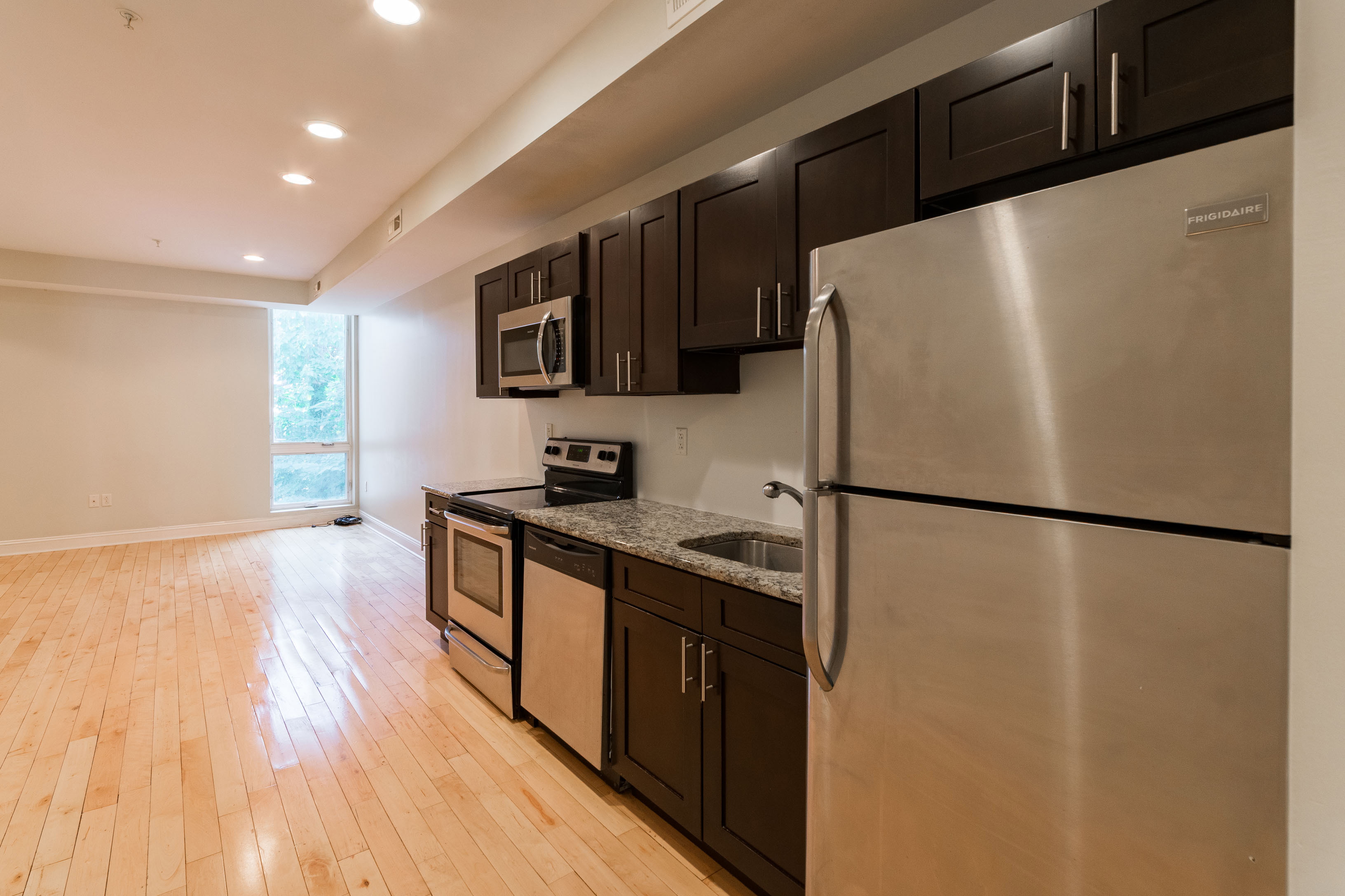 321 N Preston St_Unit 2 (Vacant)_-05