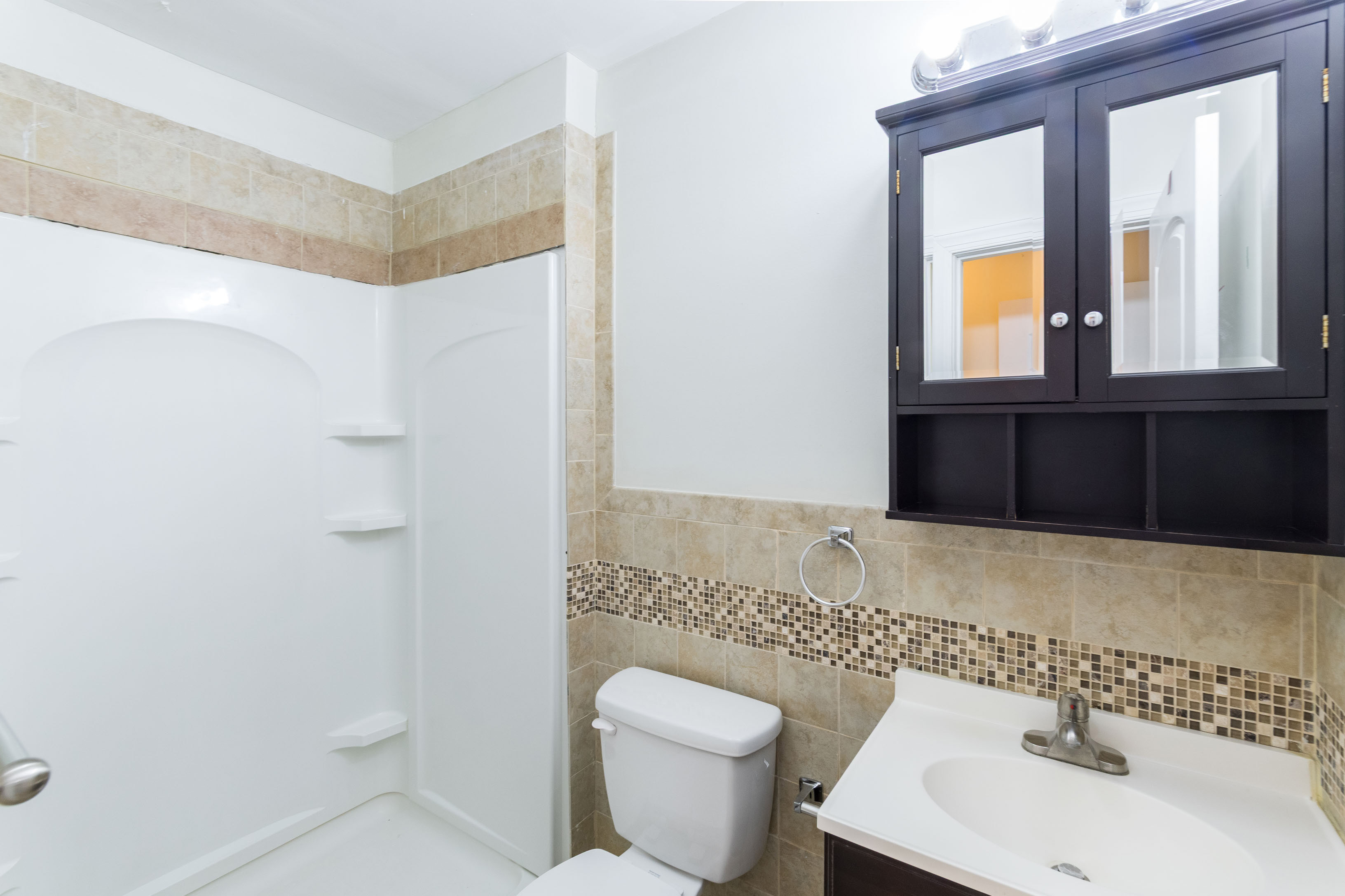 321 N Preston St_Unit 2 (Vacant)_-08