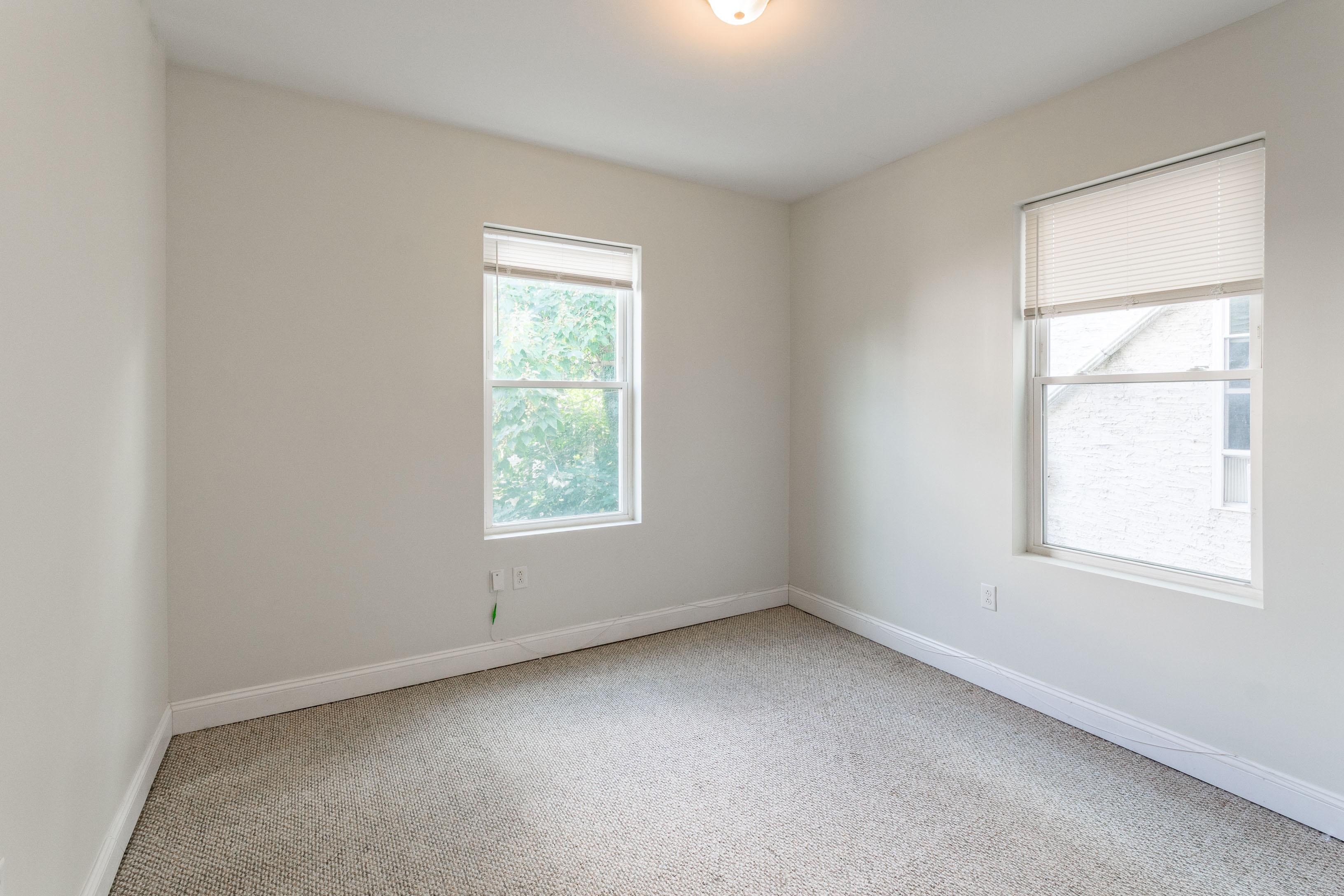 321 N Preston St_Unit 2 (Vacant)_-14