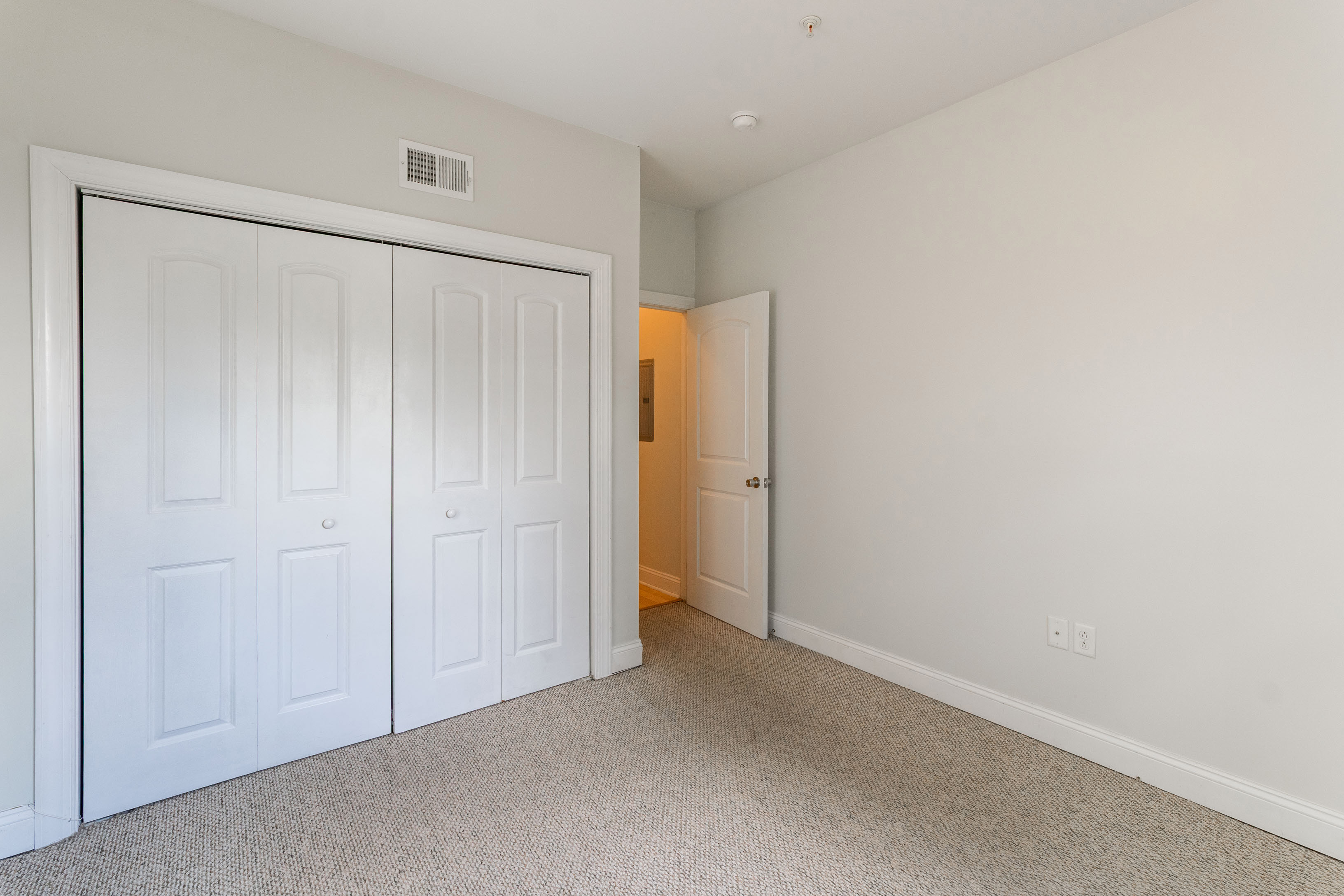 321 N Preston St_Unit 2 (Vacant)_-16