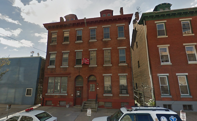 4042 Chestnut Google.png