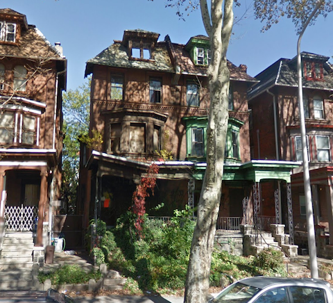 5037 Walnut 2014.png