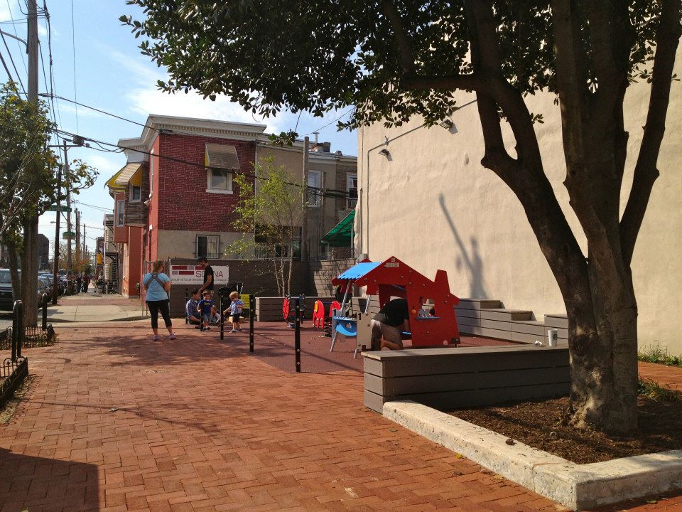 598805_444524618918281_1438724576_n