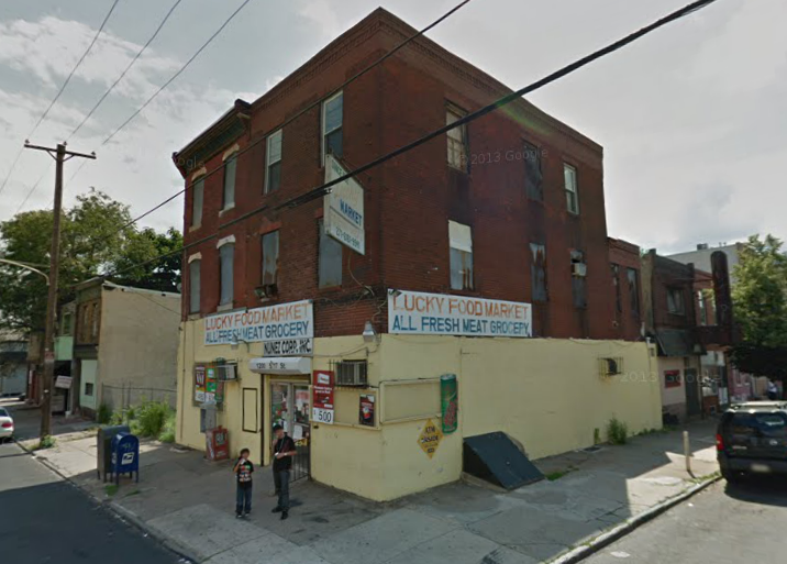 lukcy food market.png