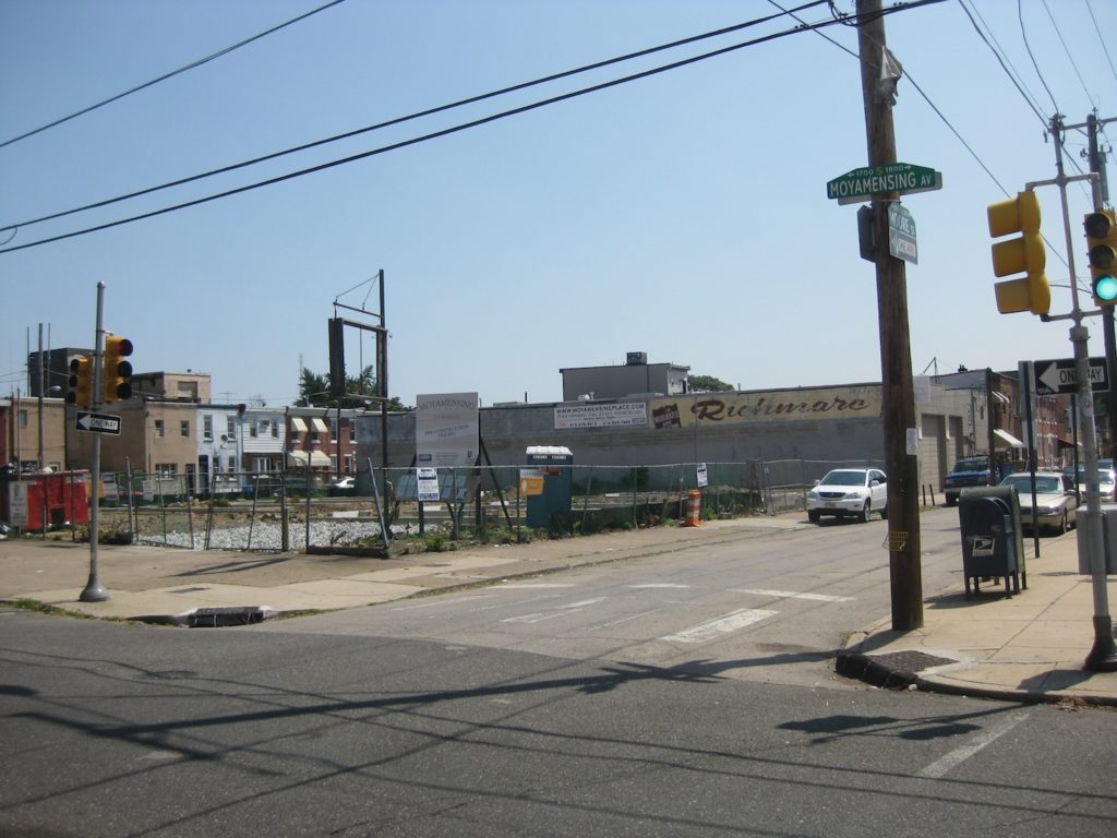 moyamens estates 1.JPG