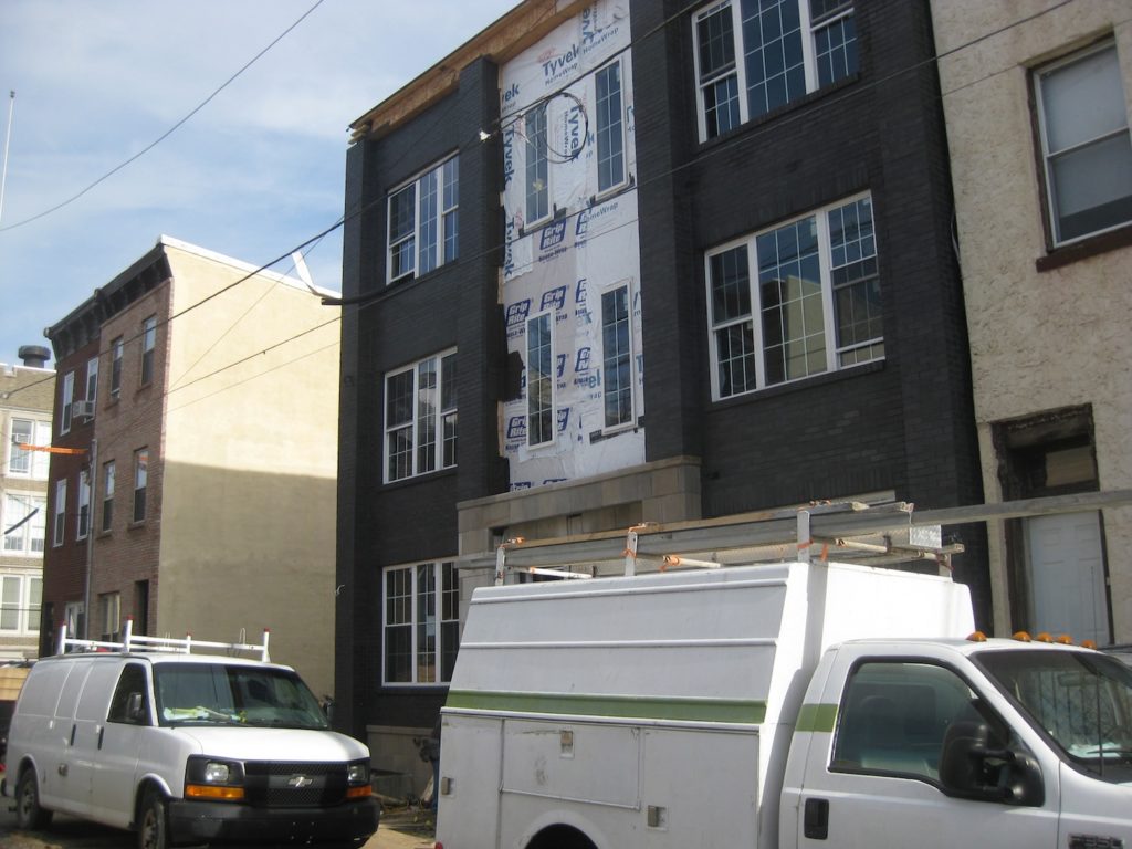 triplexes under constructions.JPG