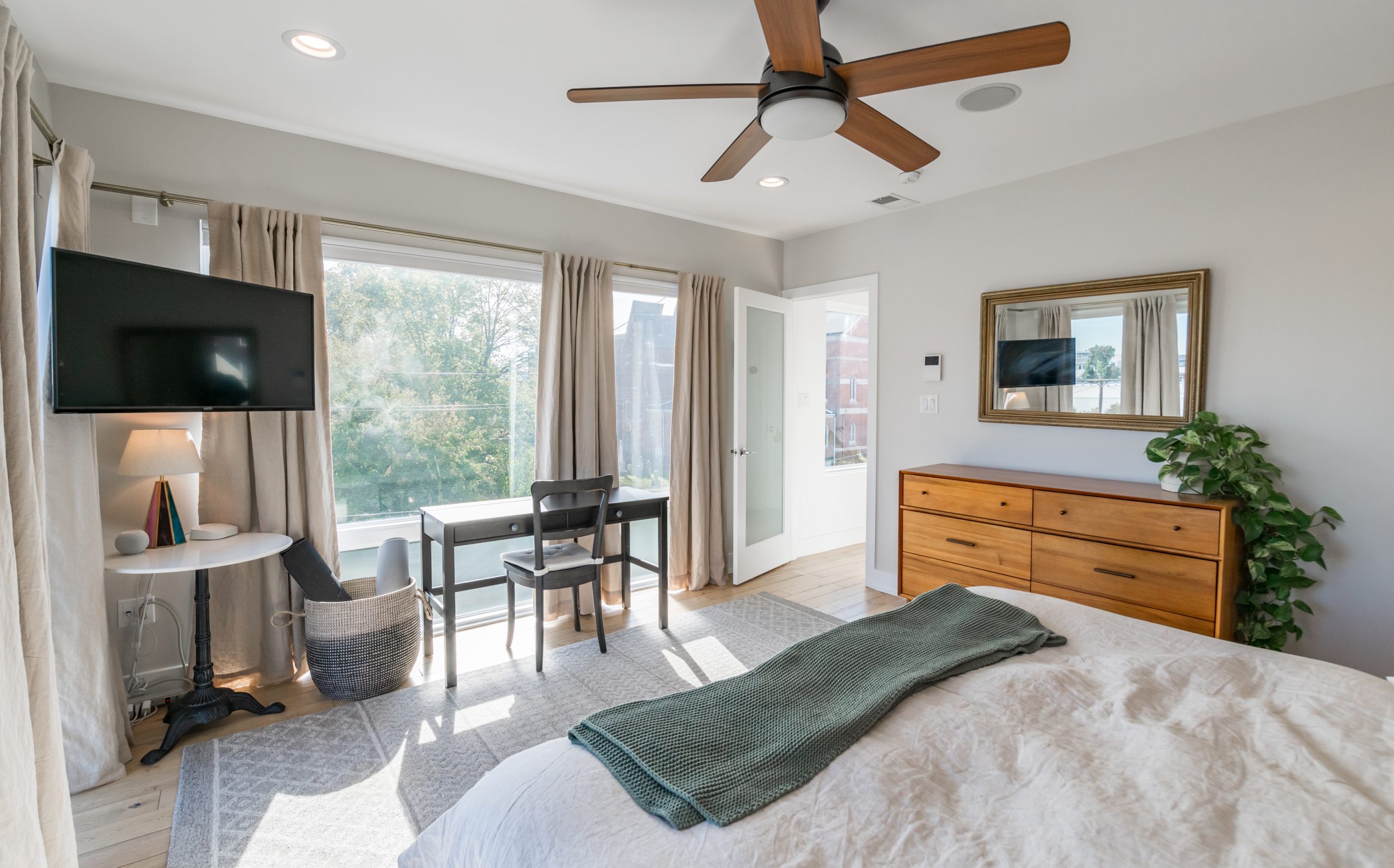 1500 N Hancock St_-28