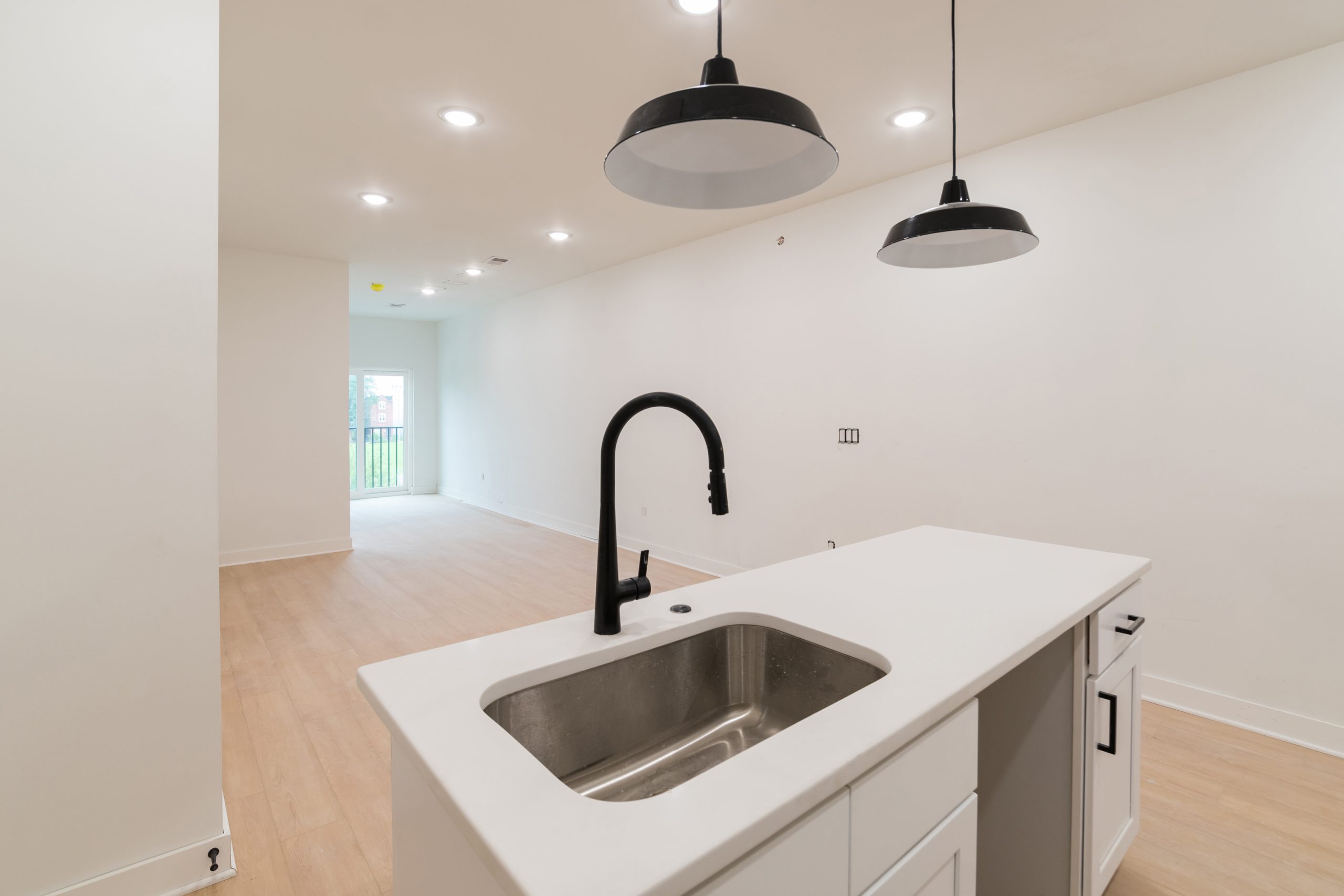 1748 N 22nd St_Unit 4_-03