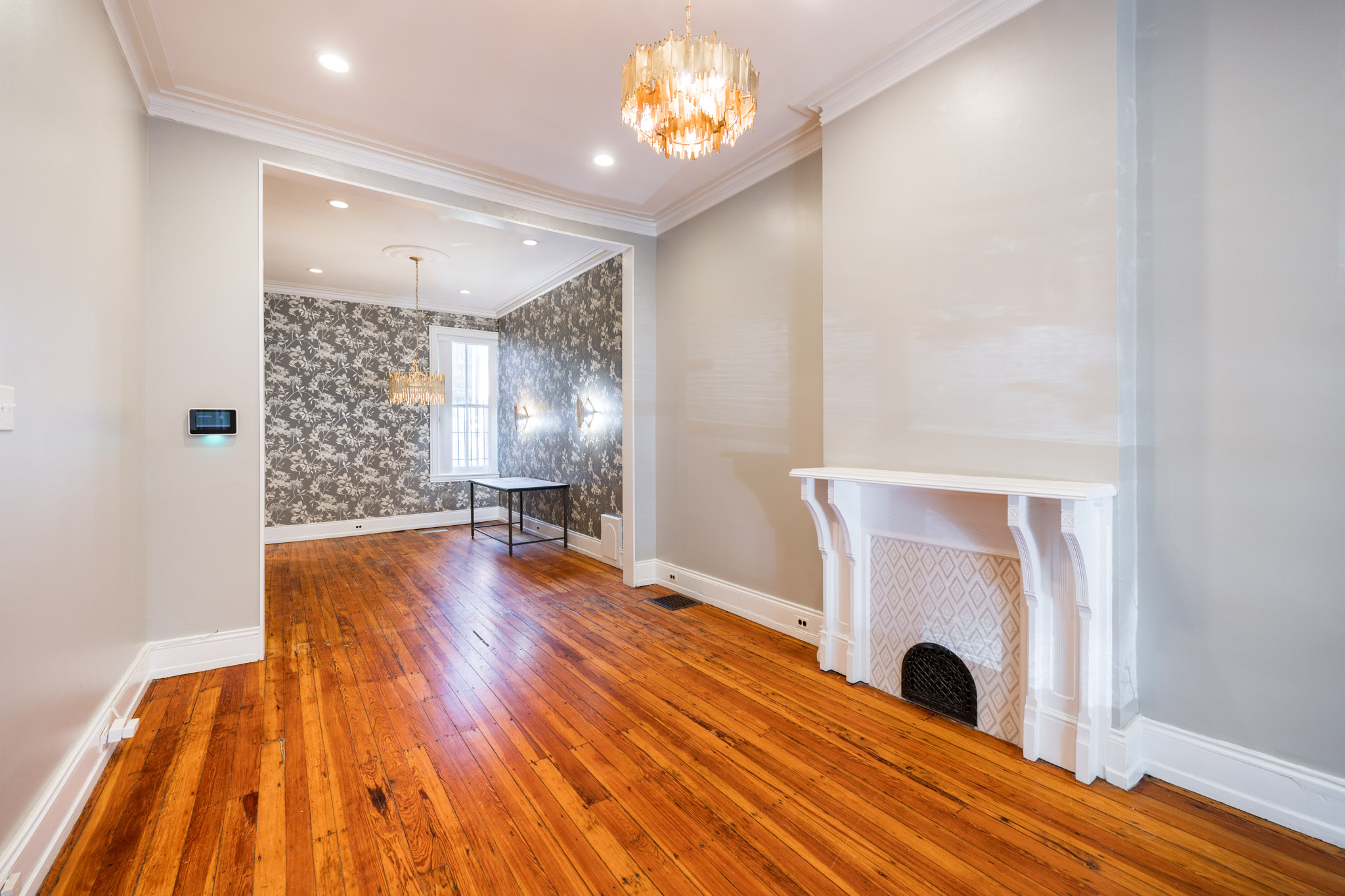 206 S 43rd St (Vacant)_-01