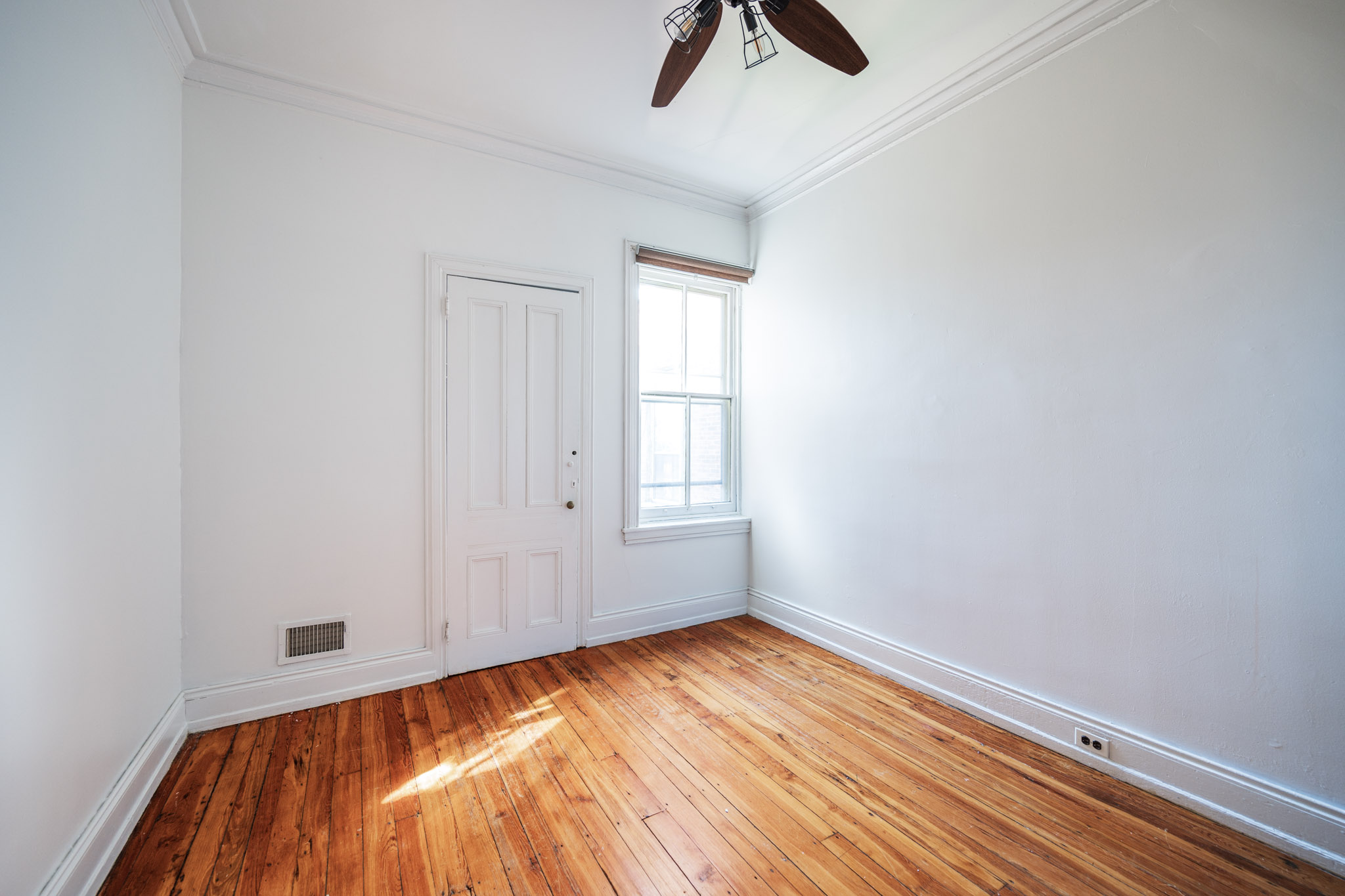 206 S 43rd St (Vacant)_-21