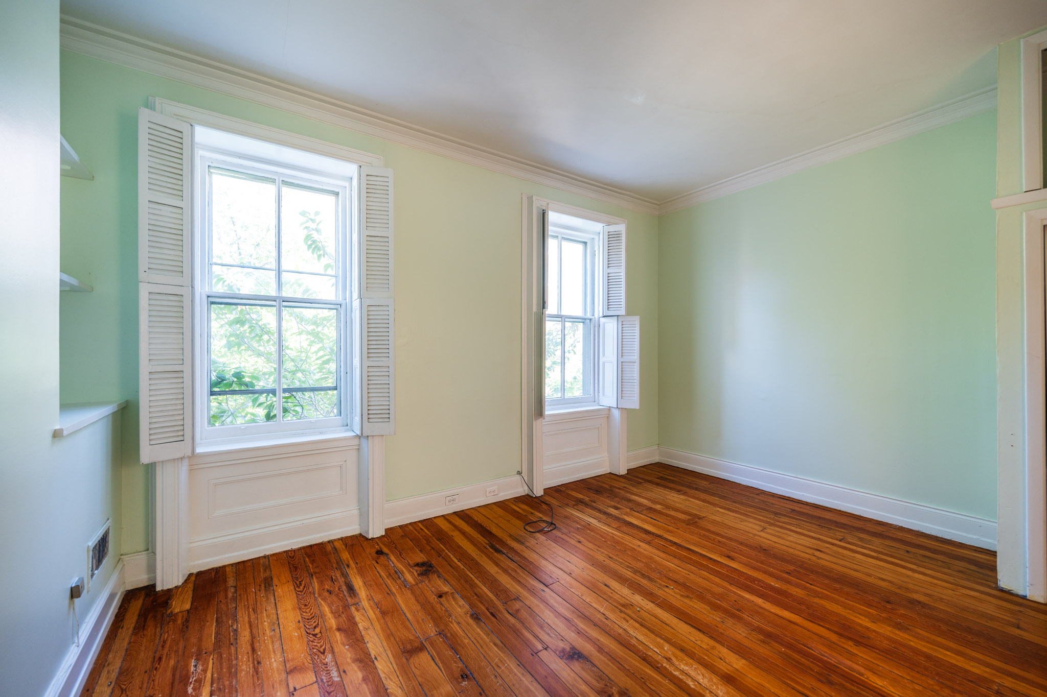 206 S 43rd St (Vacant)_-25