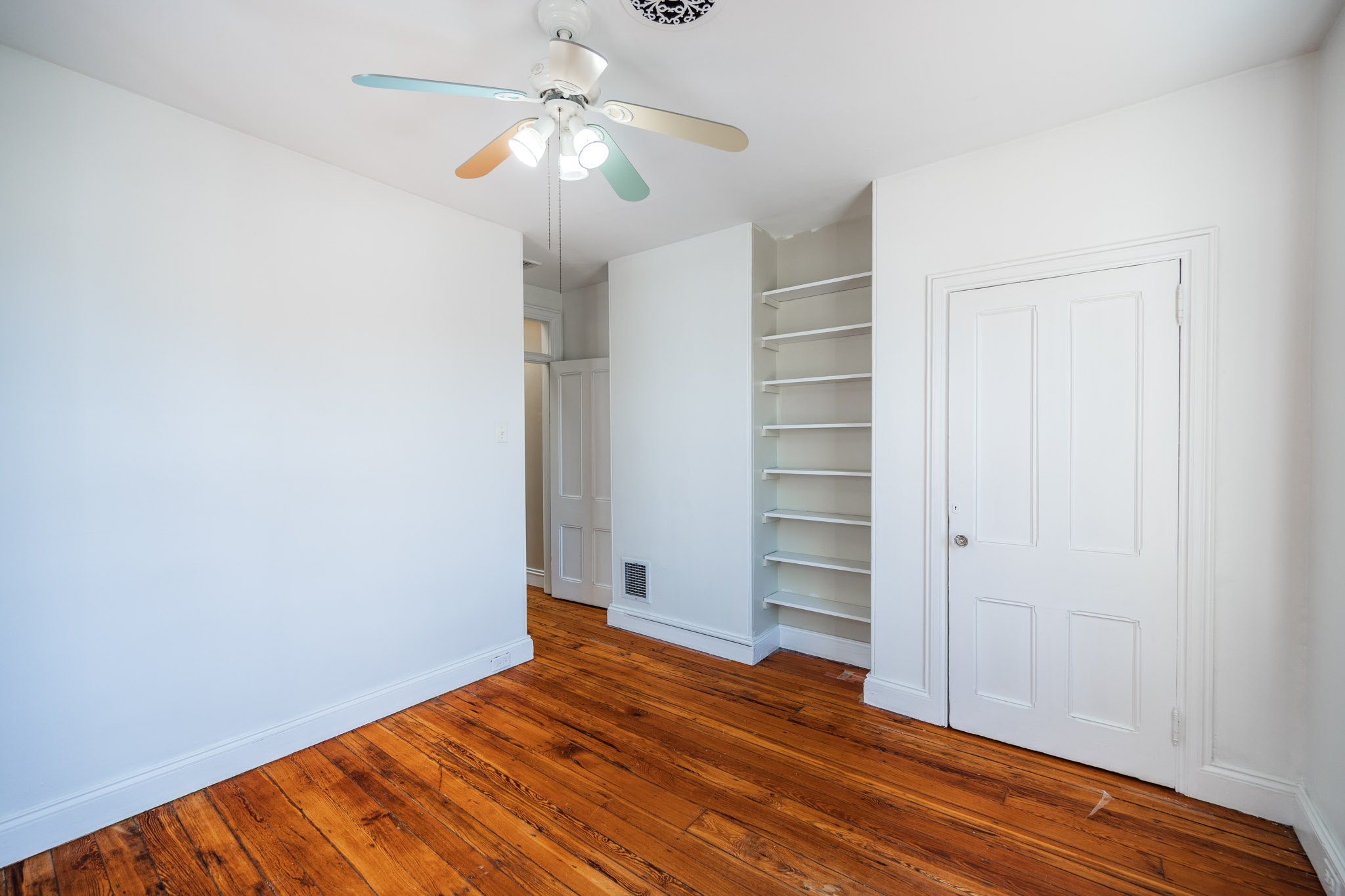 206 S 43rd St (Vacant)_-30