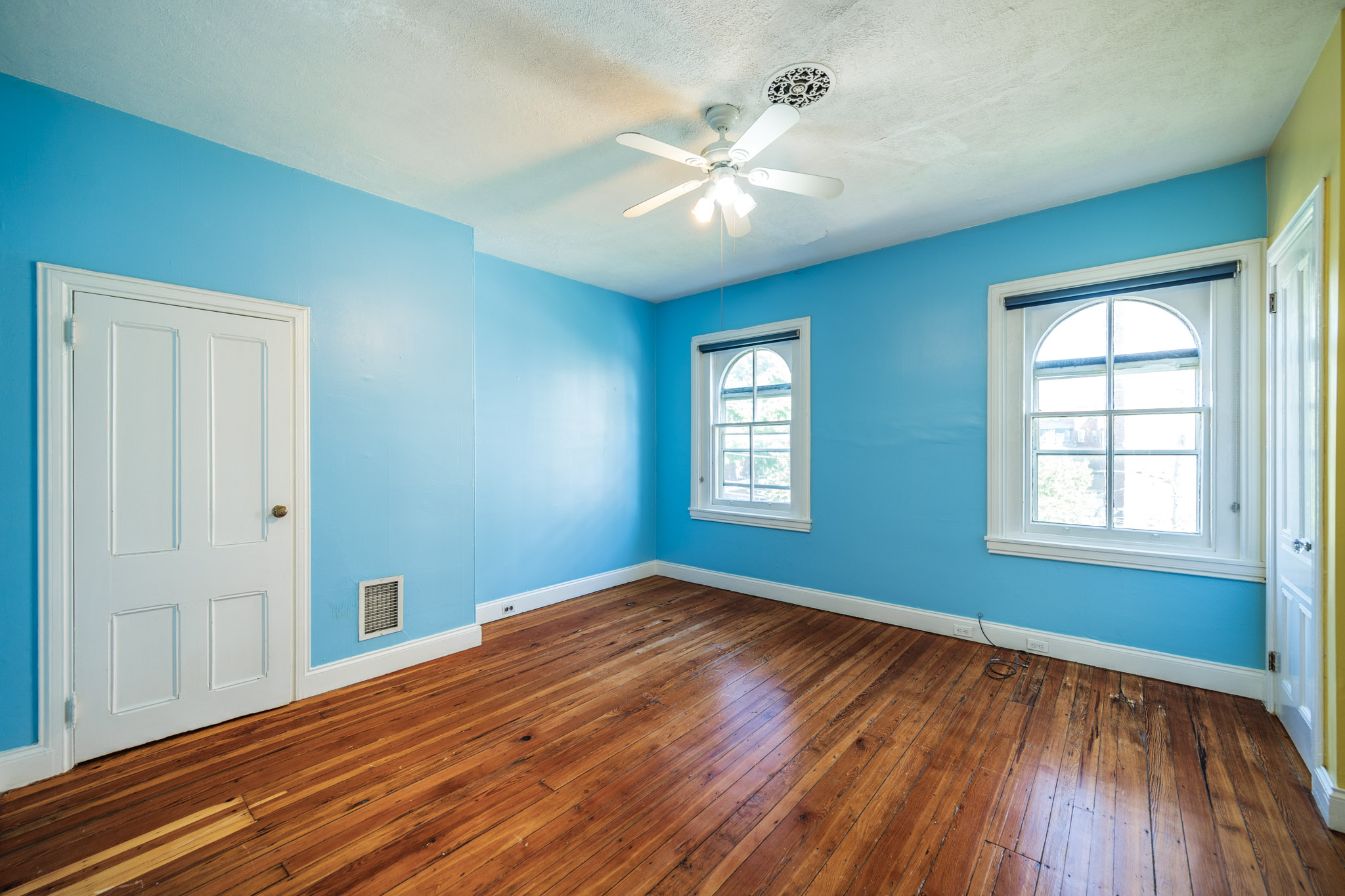 206 S 43rd St (Vacant)_-39