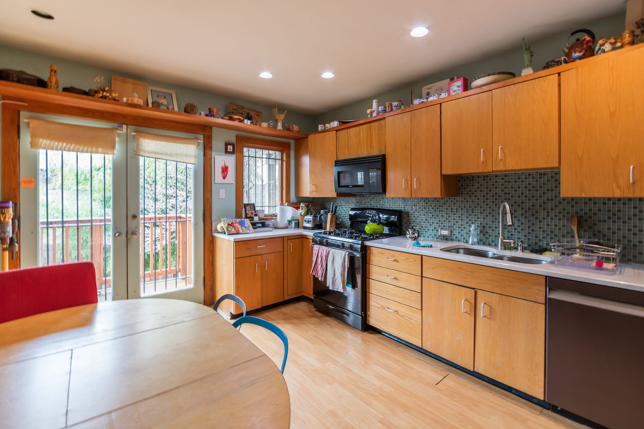 206 S 43rd St_-07