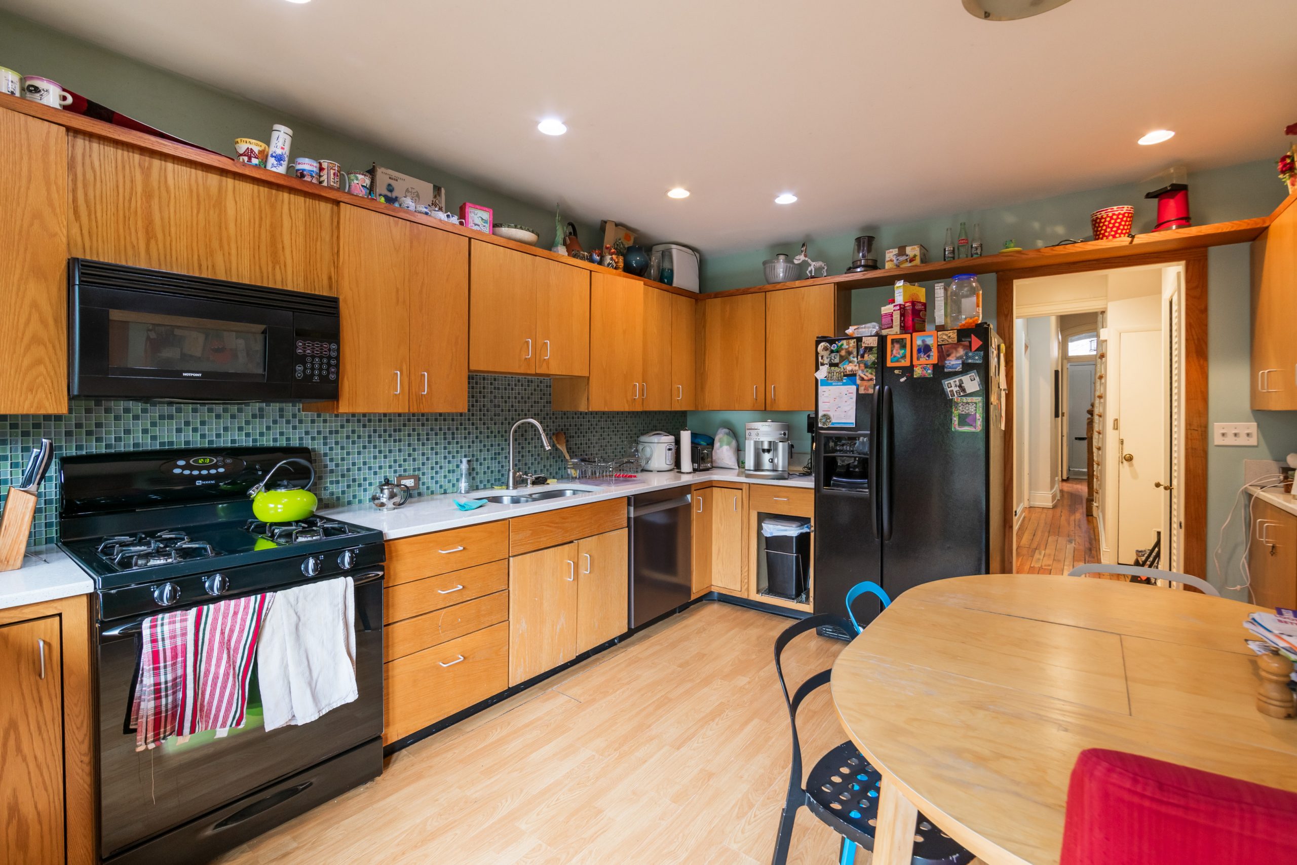 206 S 43rd St_-08