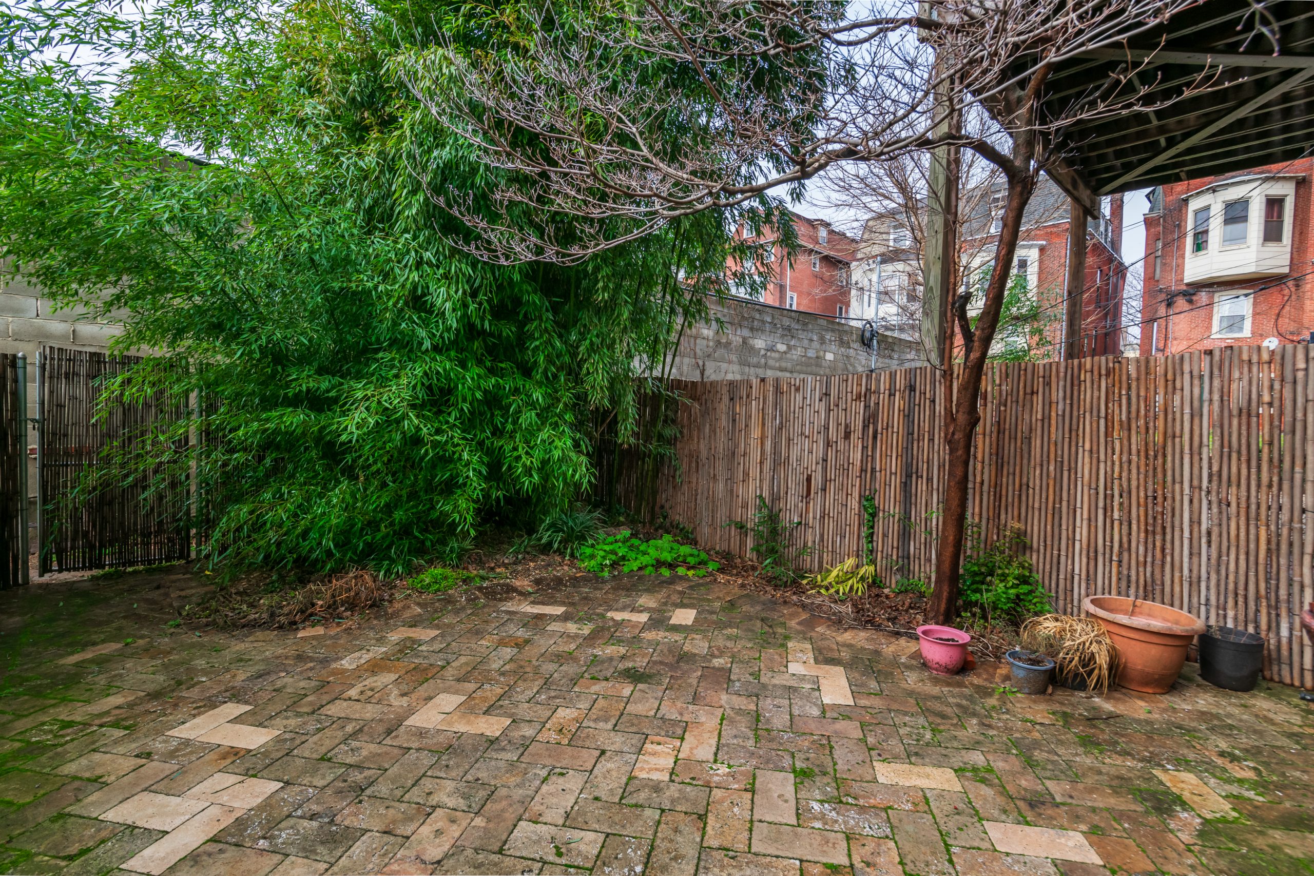 206 S 43rd St_-11