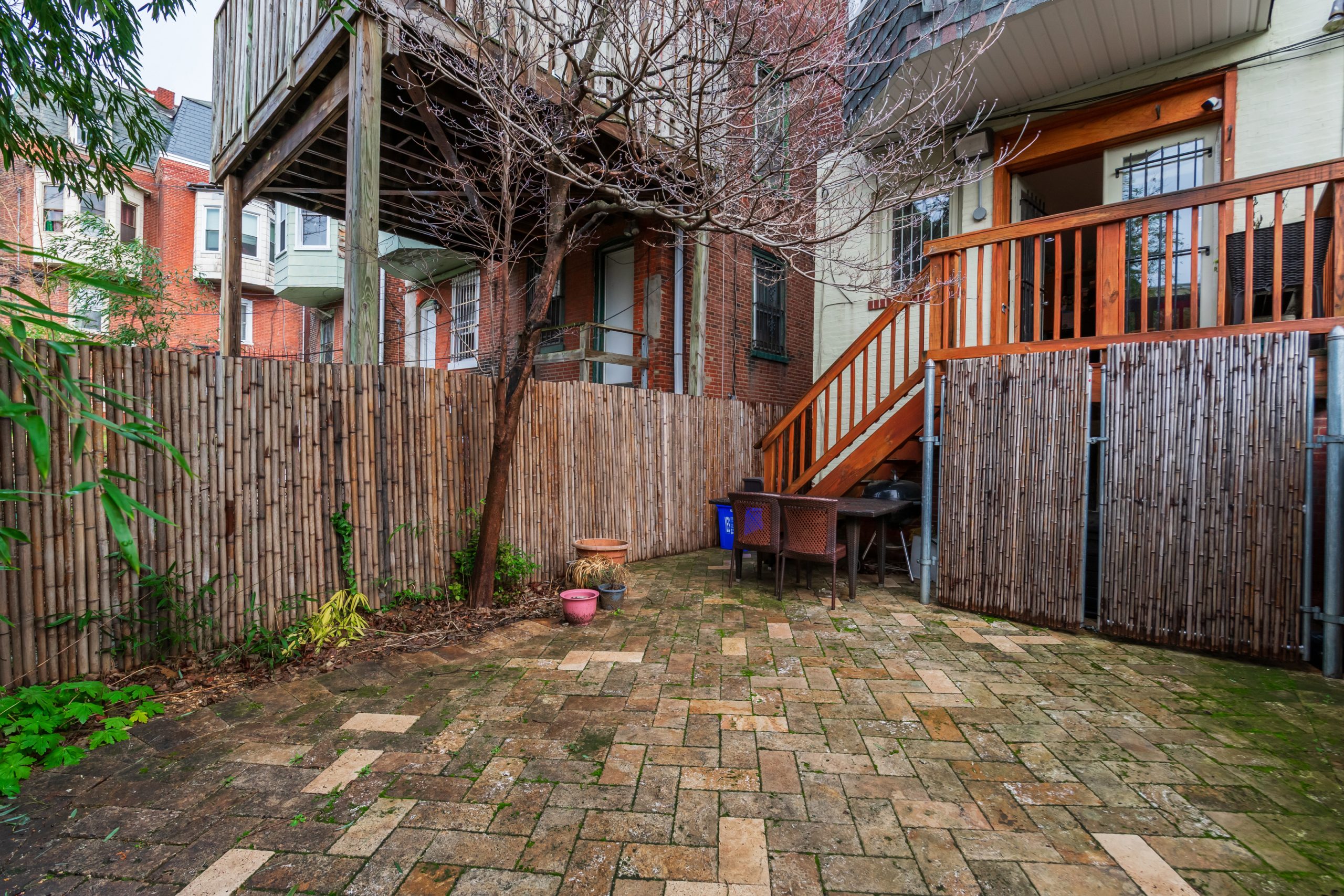 206 S 43rd St_-12