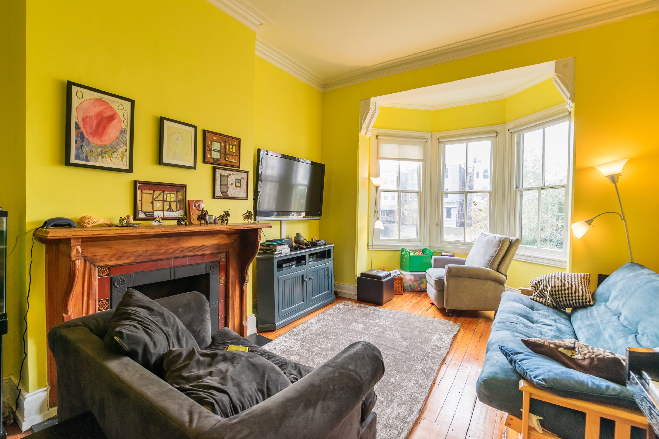 206 S 43rd St_-14