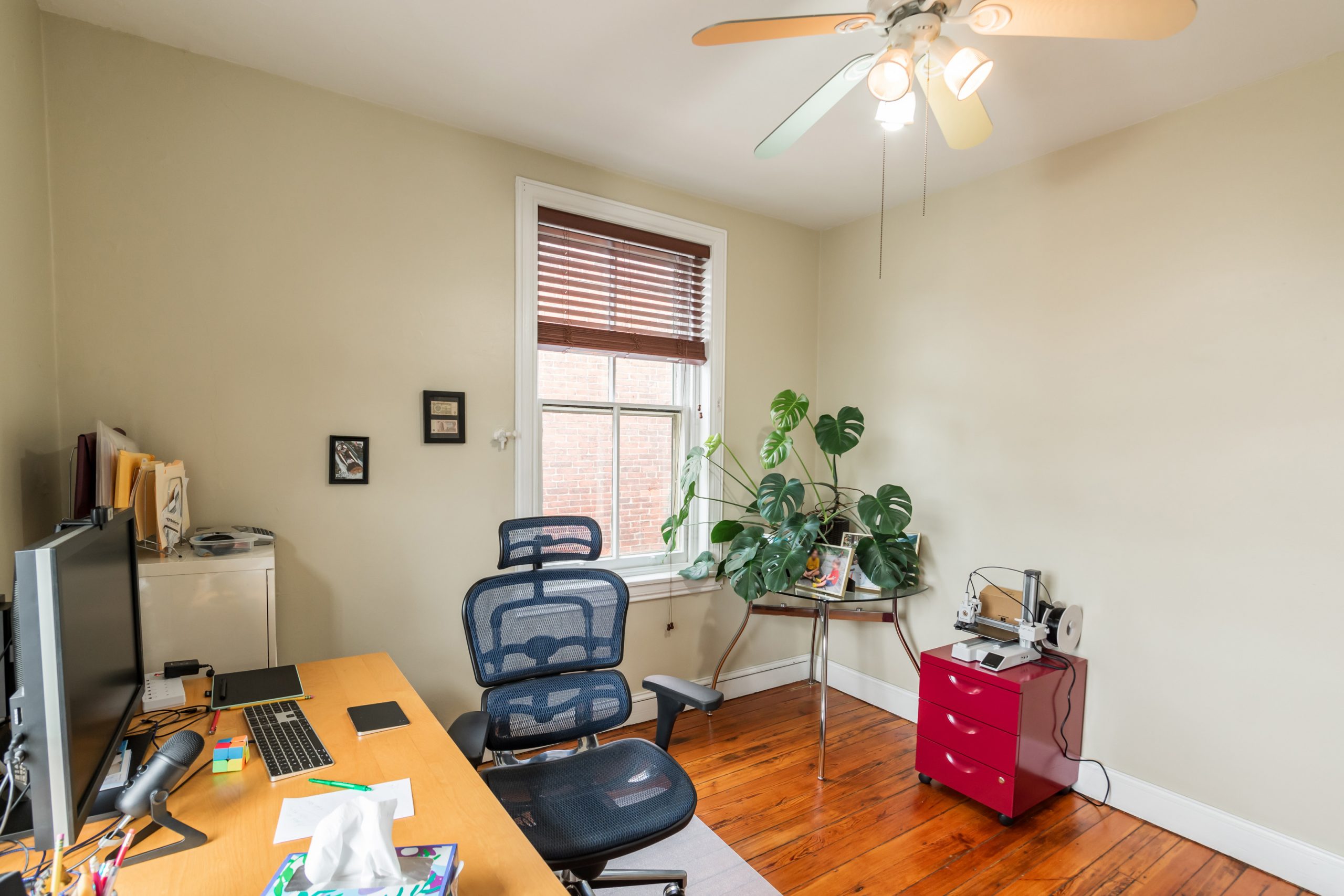 206 S 43rd St_-26