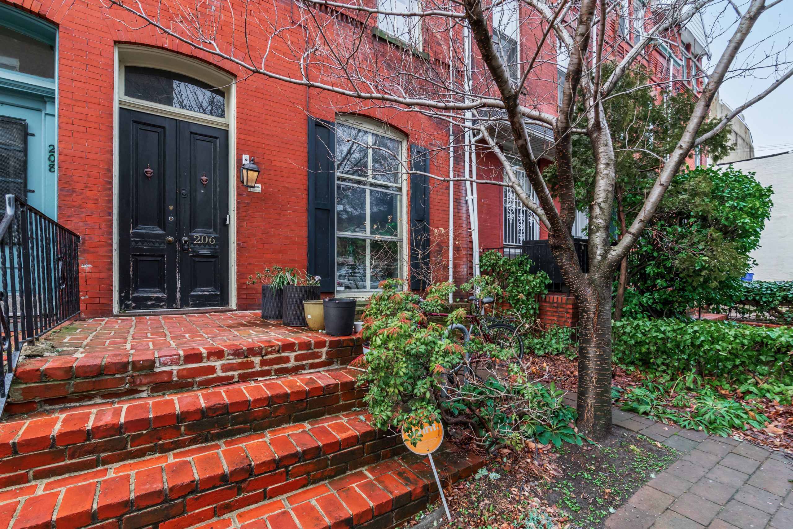 206 S 43rd St_-37