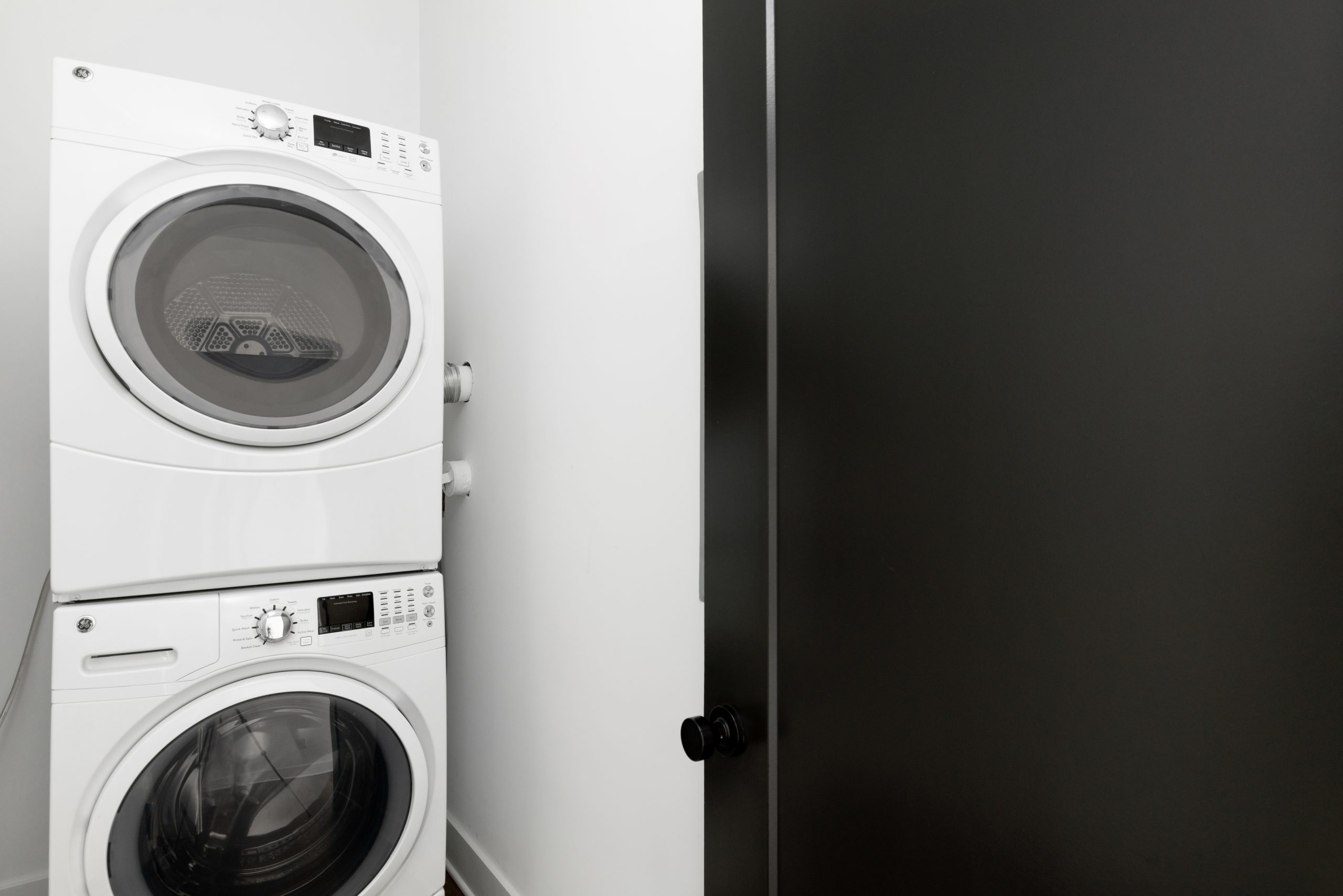 2940 W THOMPSON ST WEFILMPHILLY-12