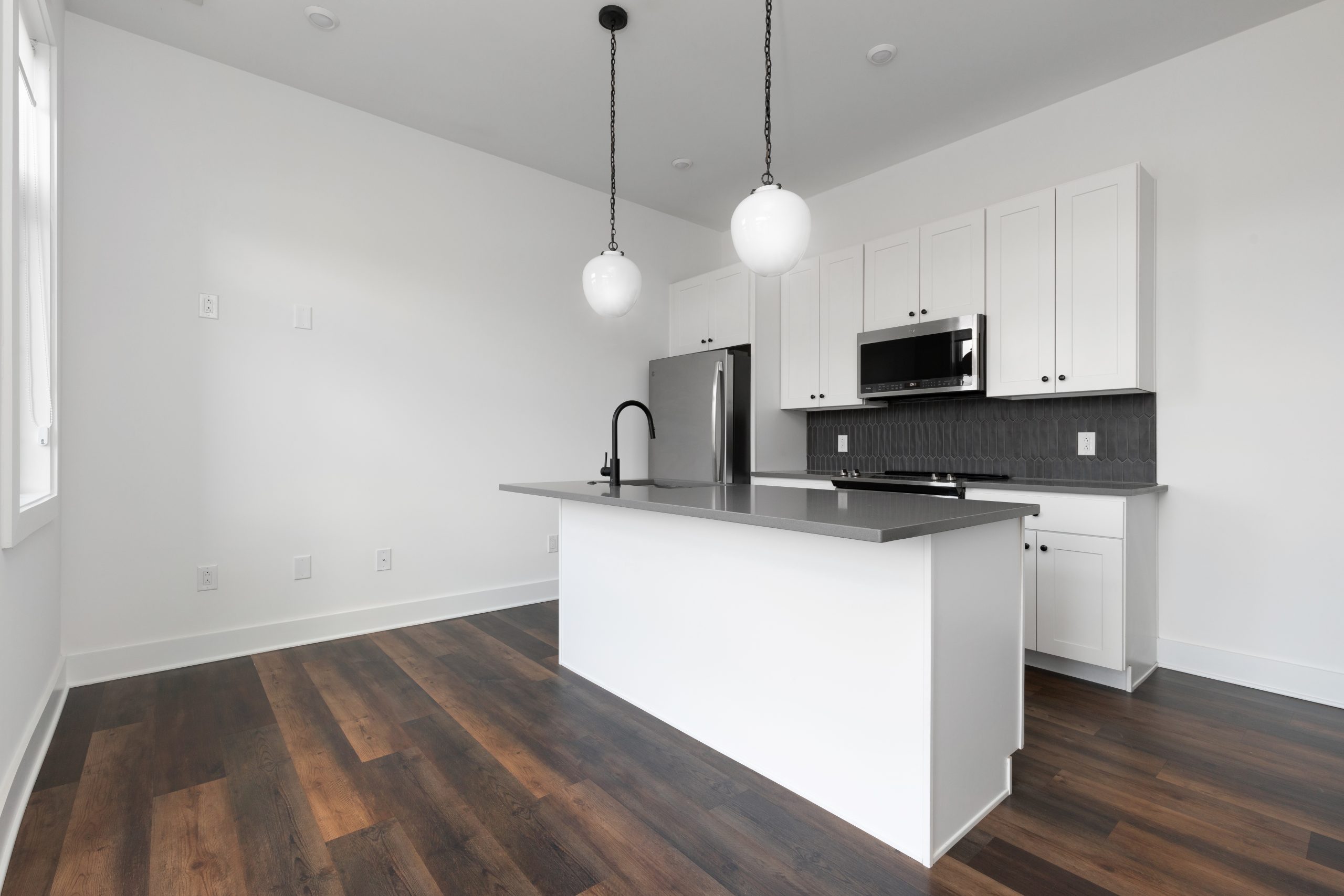 2940 W THOMPSON ST WEFILMPHILLY-4