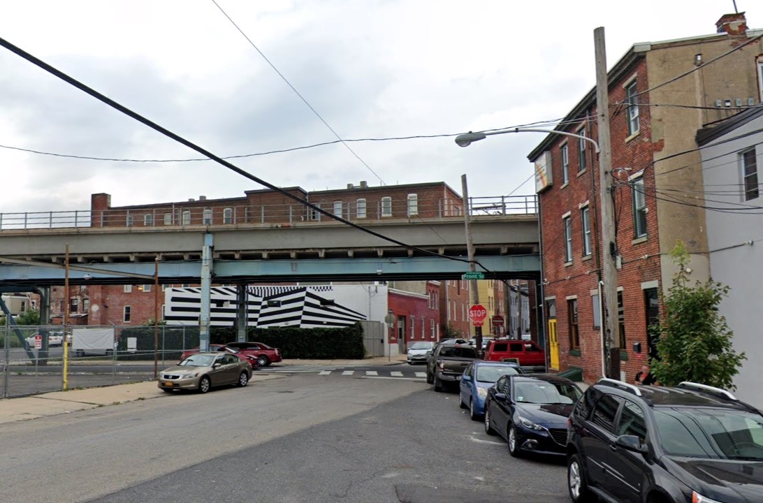 Front And Cecil B 2018