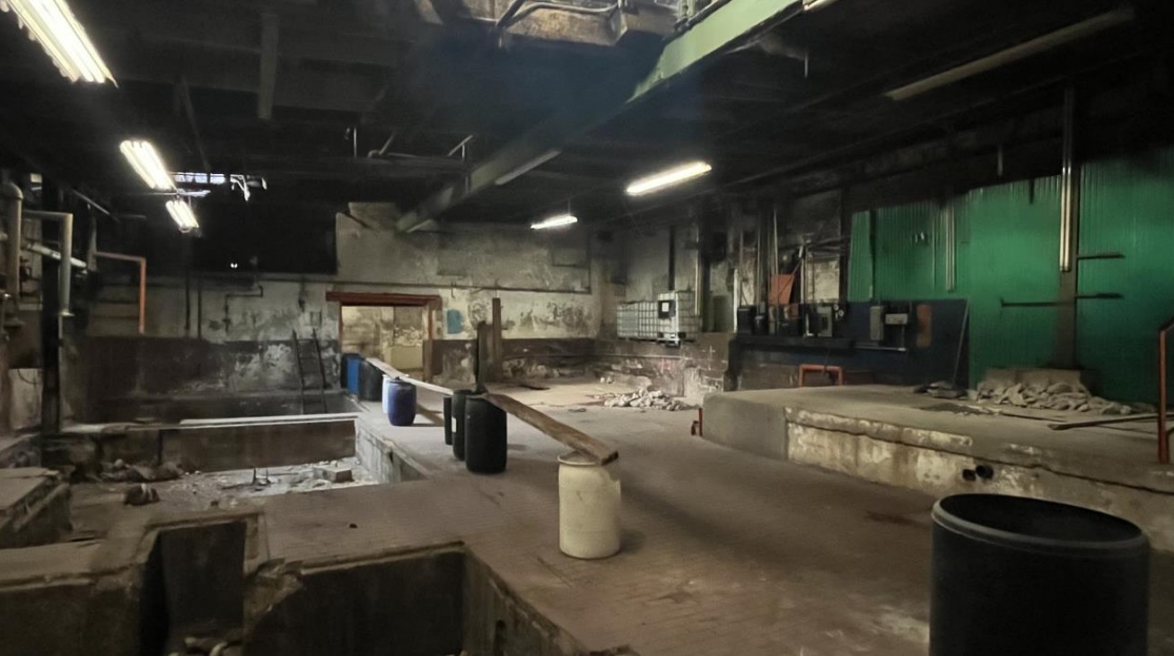 03-MainSt-04 Interior Mill