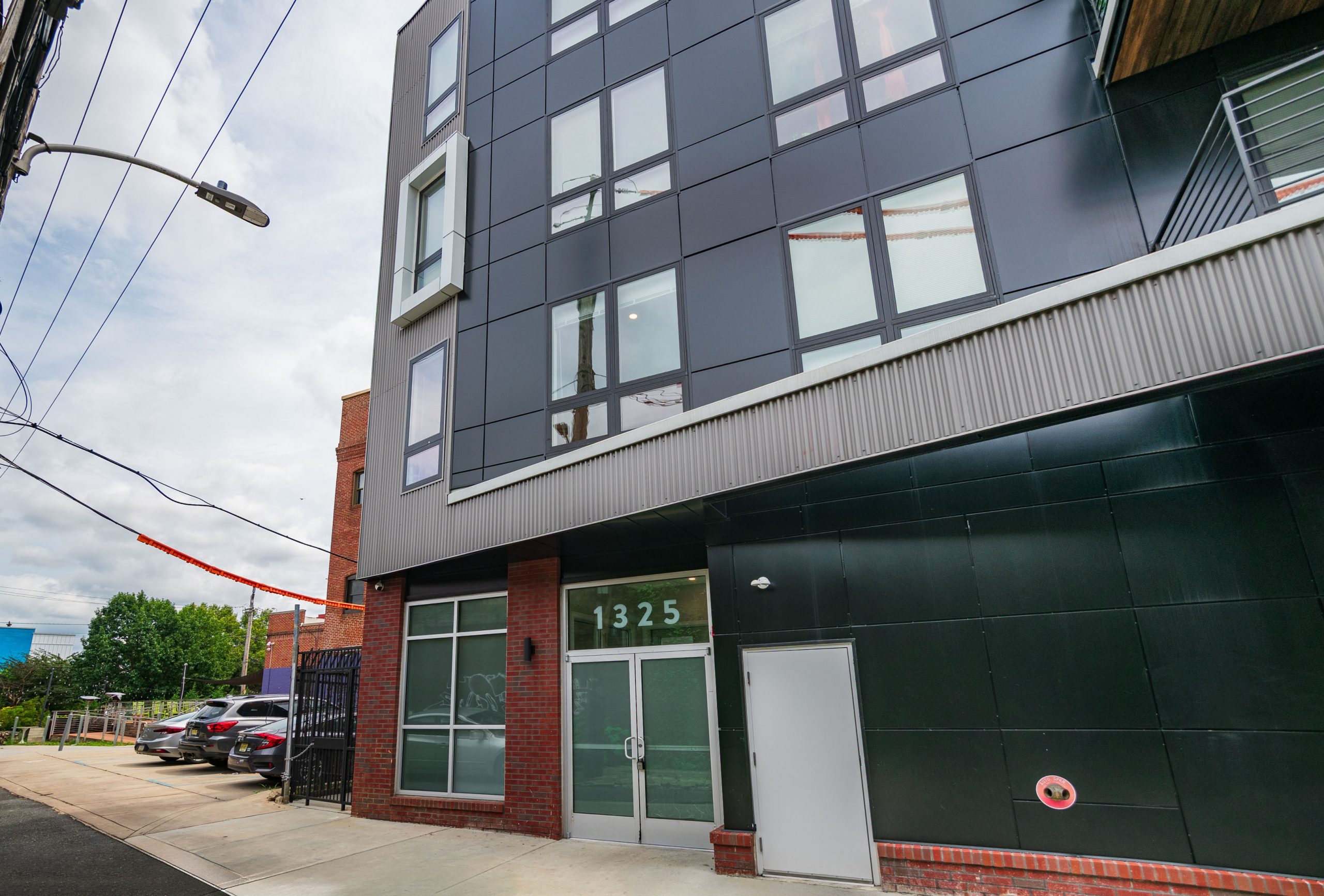1325-N-Lee-St_Exteriors_-2