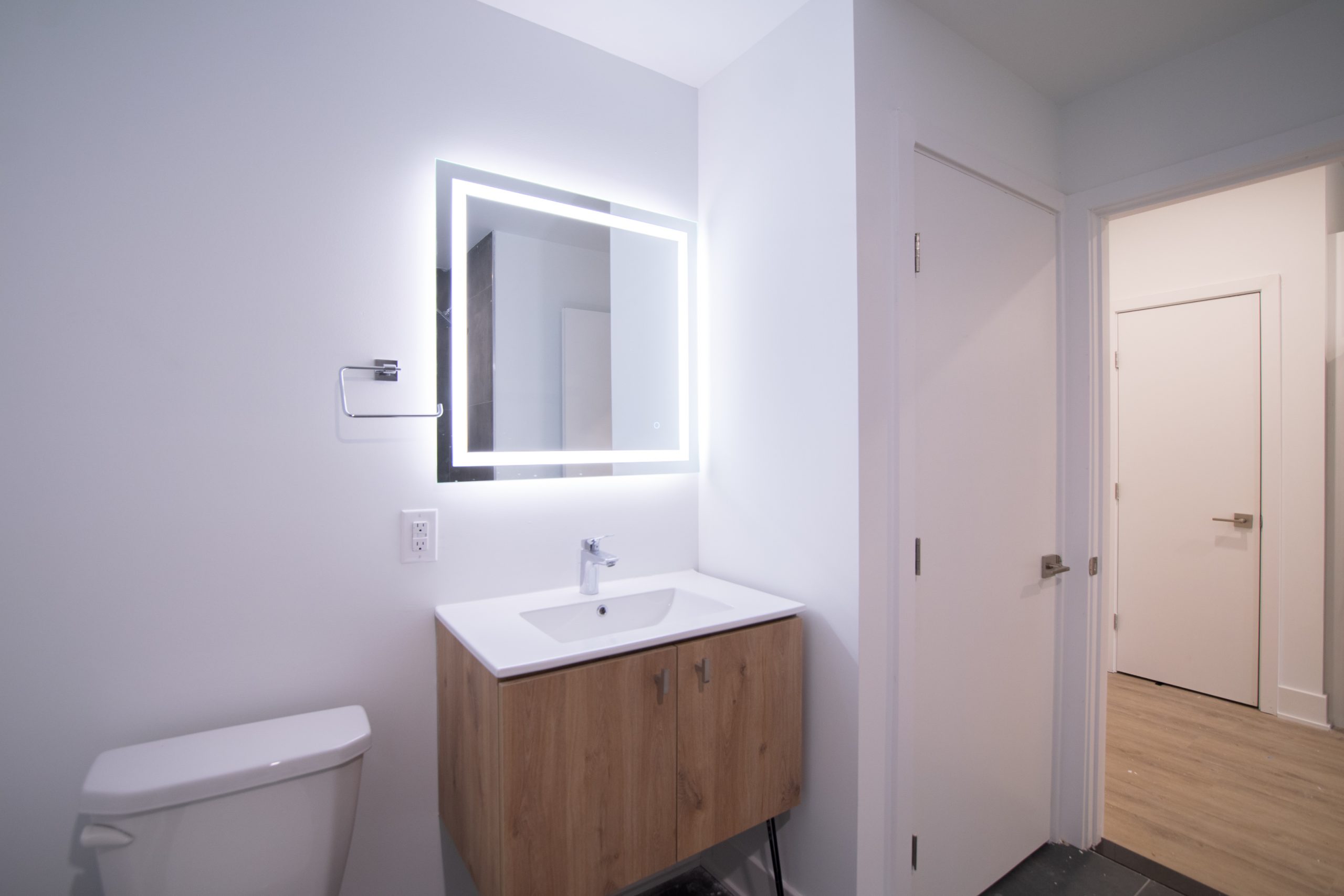 1325 N Lee Street-14