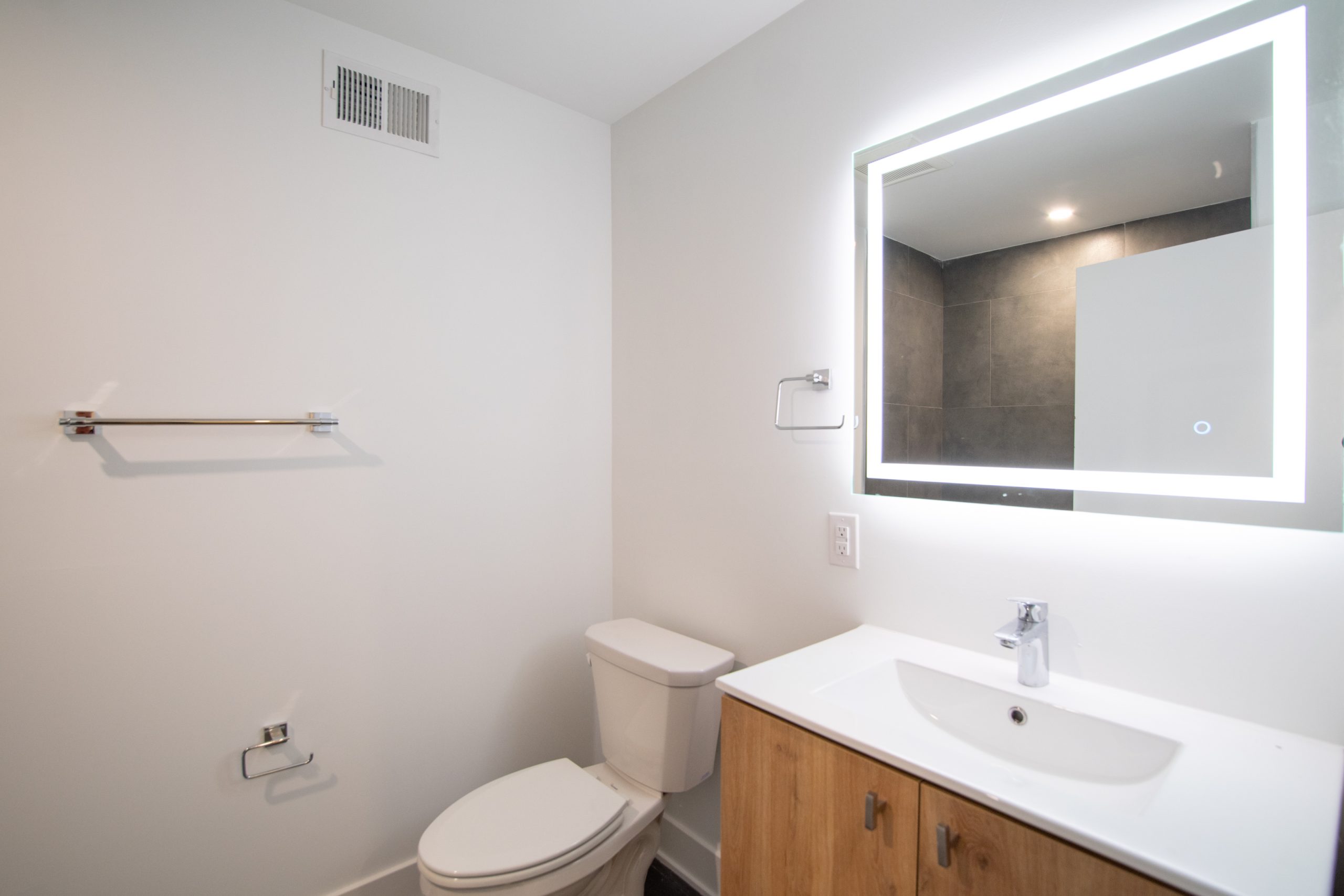 1325 N Lee Street 1bed -24