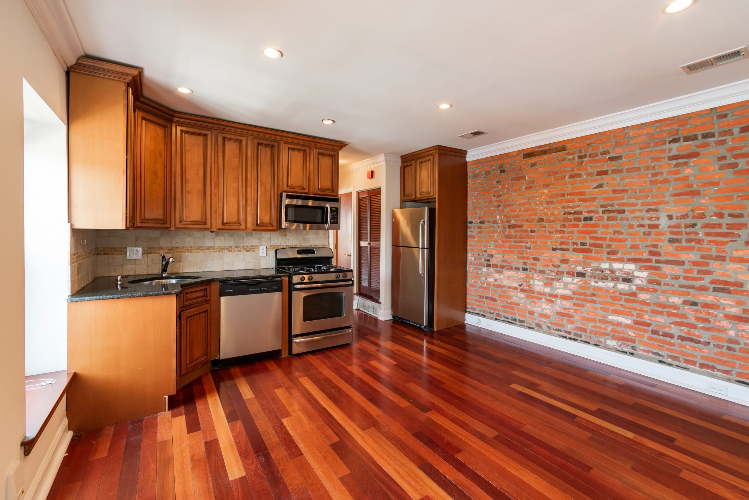 2739 W Girard Ave_Unit 3R_-04