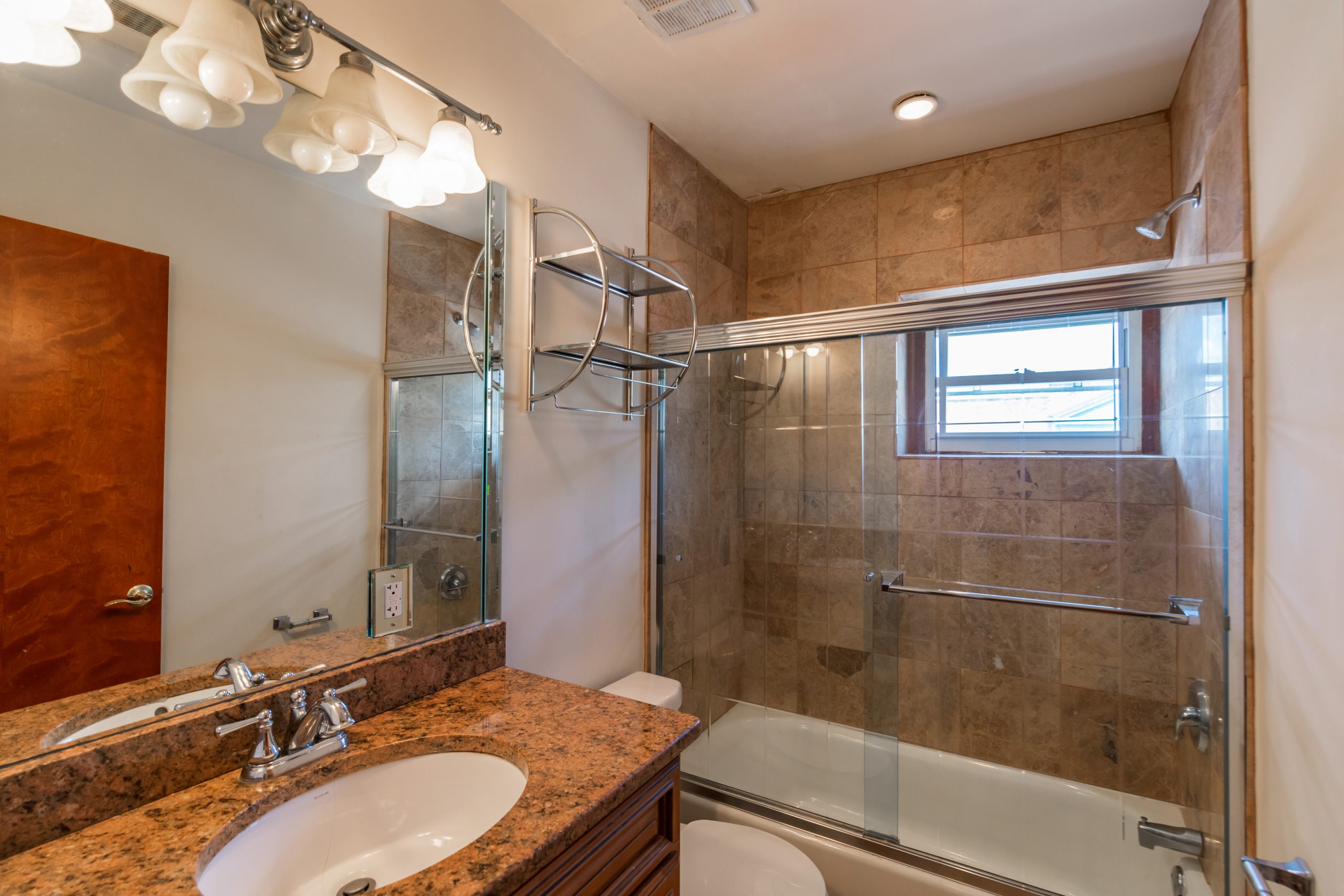 2739 W Girard Ave_Unit 3R_-07