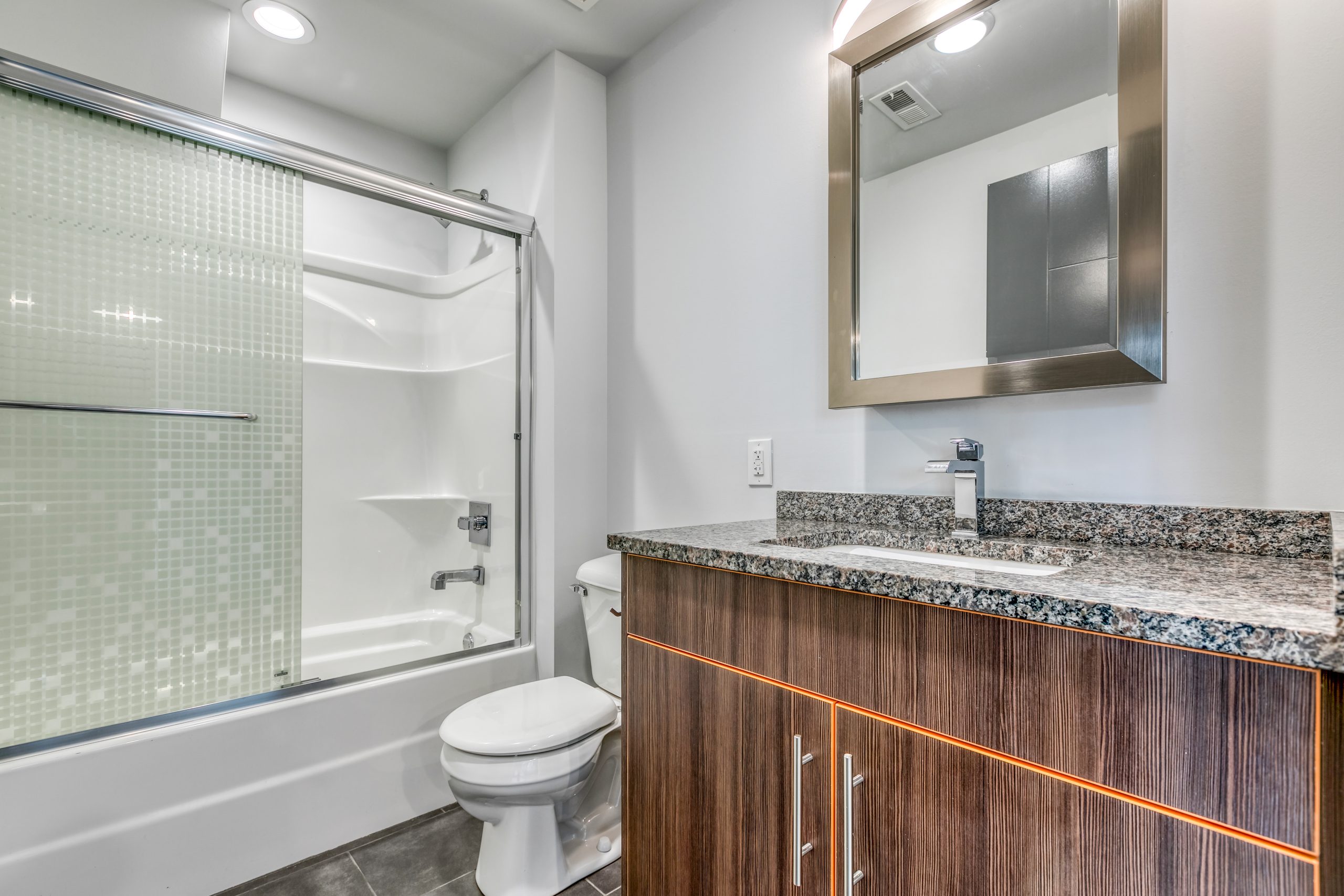 4800 Brown St Unit 107 Final-12