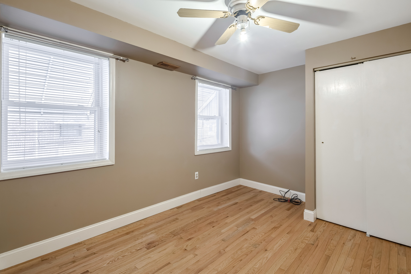 1202 S Alder St-MLS-10