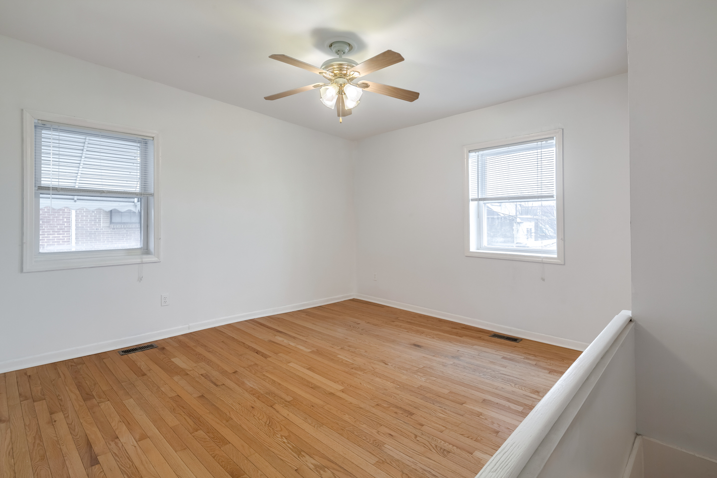 1202 S Alder St-MLS-11