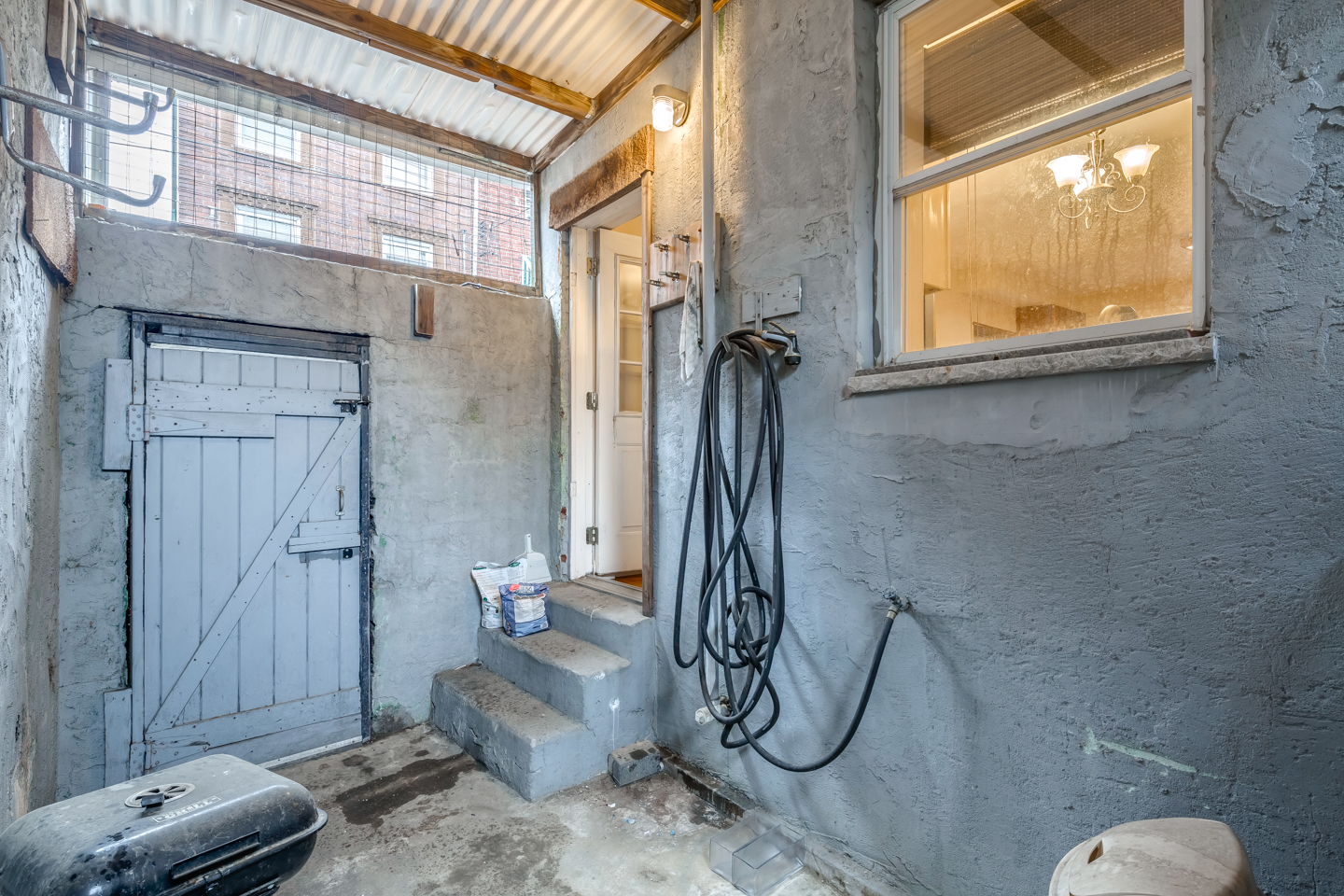 1202 S Alder St-MLS-15