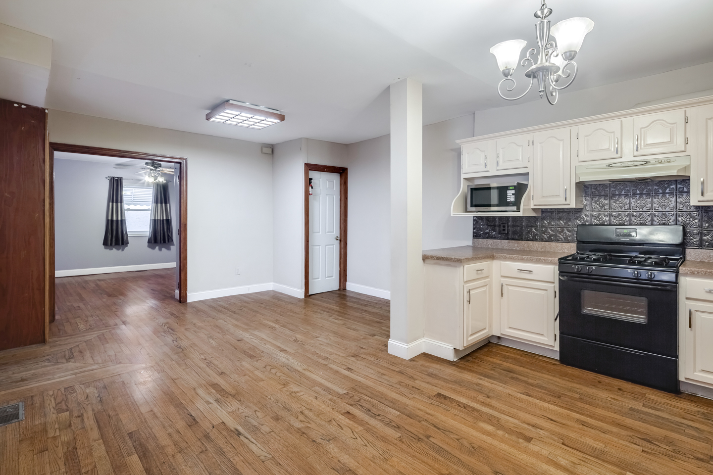 1202 S Alder St-MLS-2